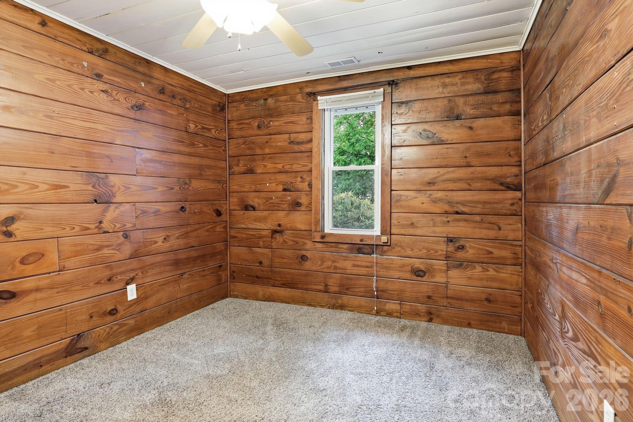 Single Family Residence at 226 Vance Avenue, Black Mountain, photo 8 of 39