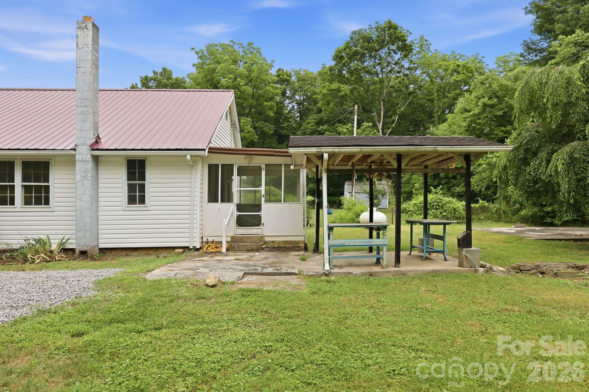 Single Family Residence at 226 Vance Avenue, Black Mountain, photo 25 of 39