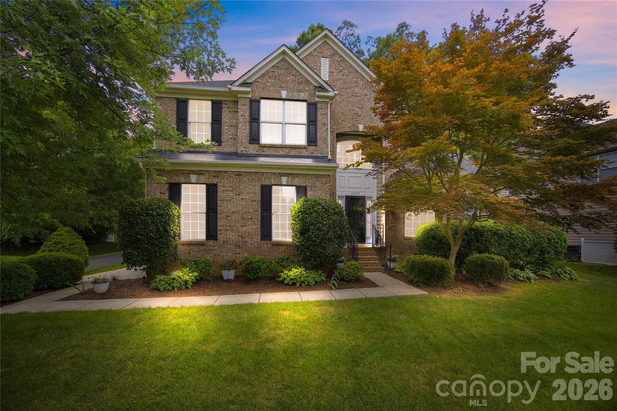 This is it, honey, we're home. - 12440 Kane Alexander Drive, Huntersville