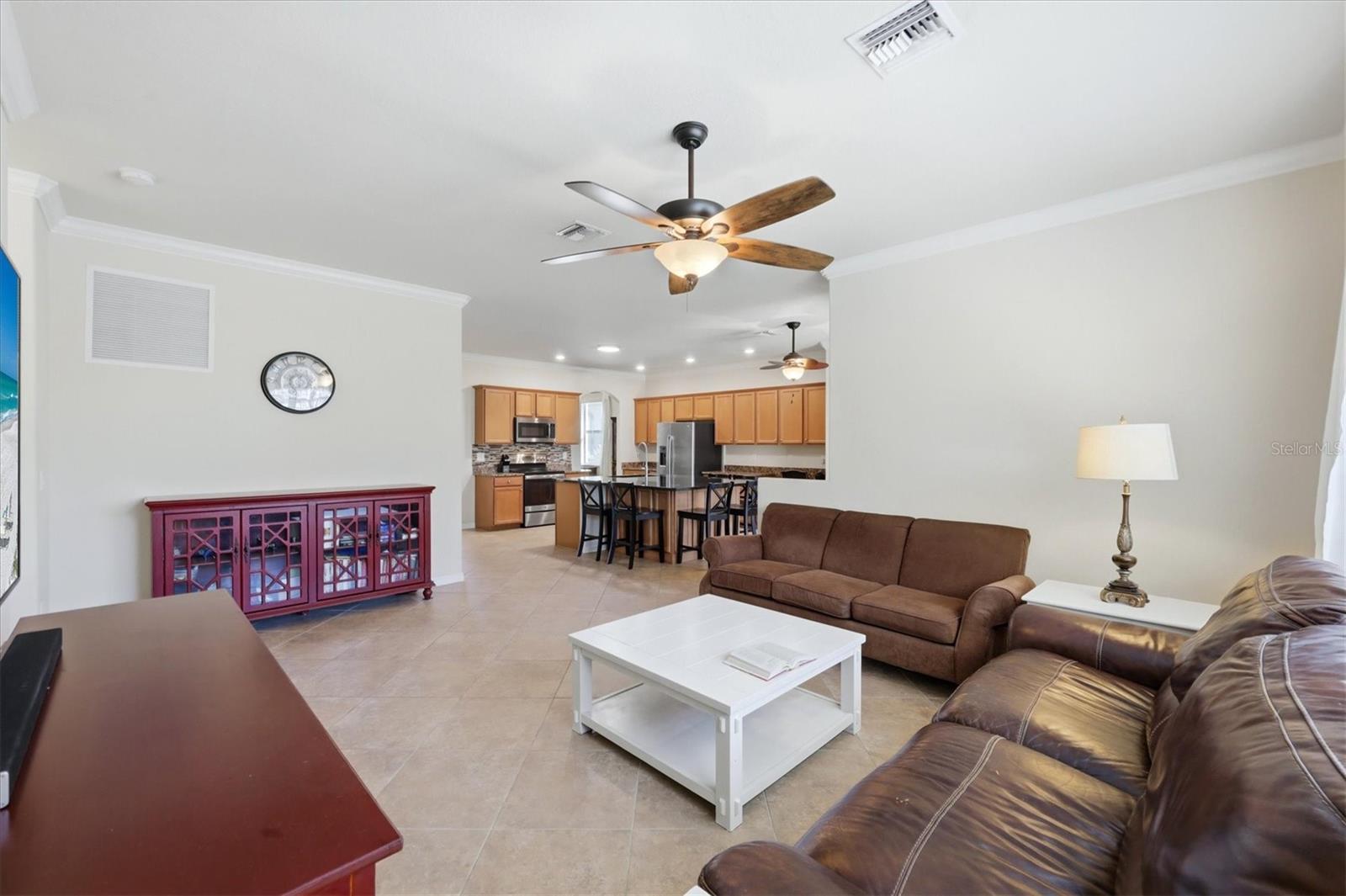 Great room, kitchen - 12505 CANAVESE LN, VENICE