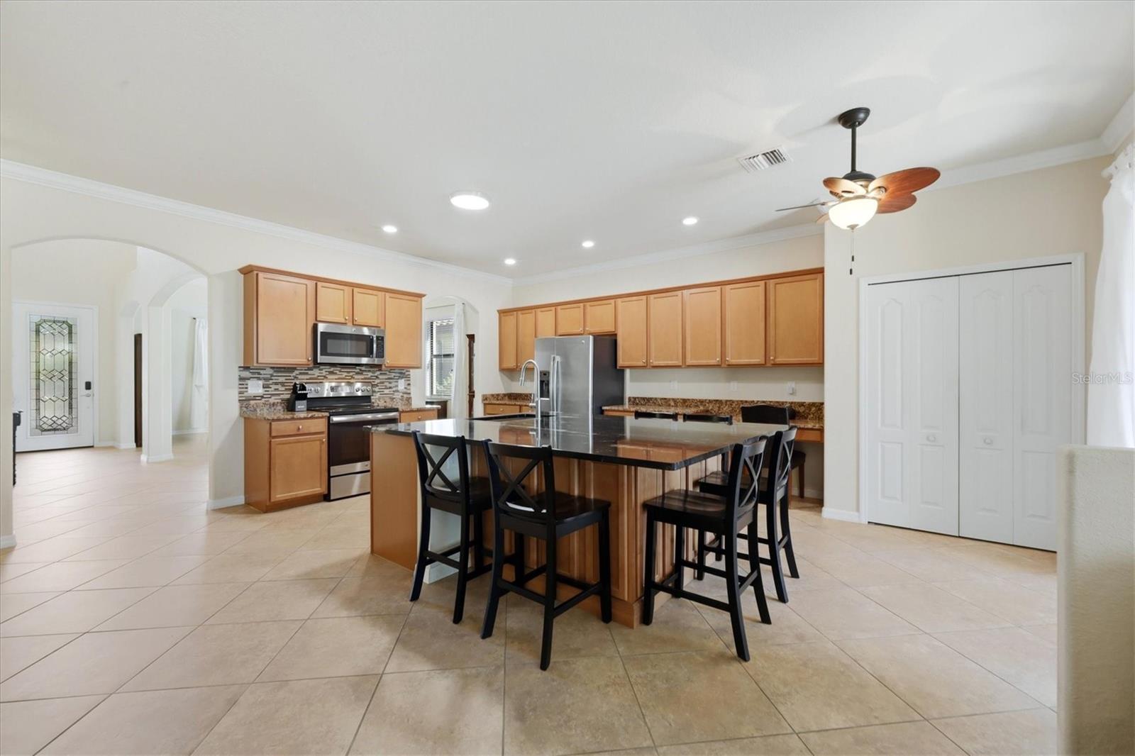 Kitchen, foyer - 12505 CANAVESE LN, VENICE