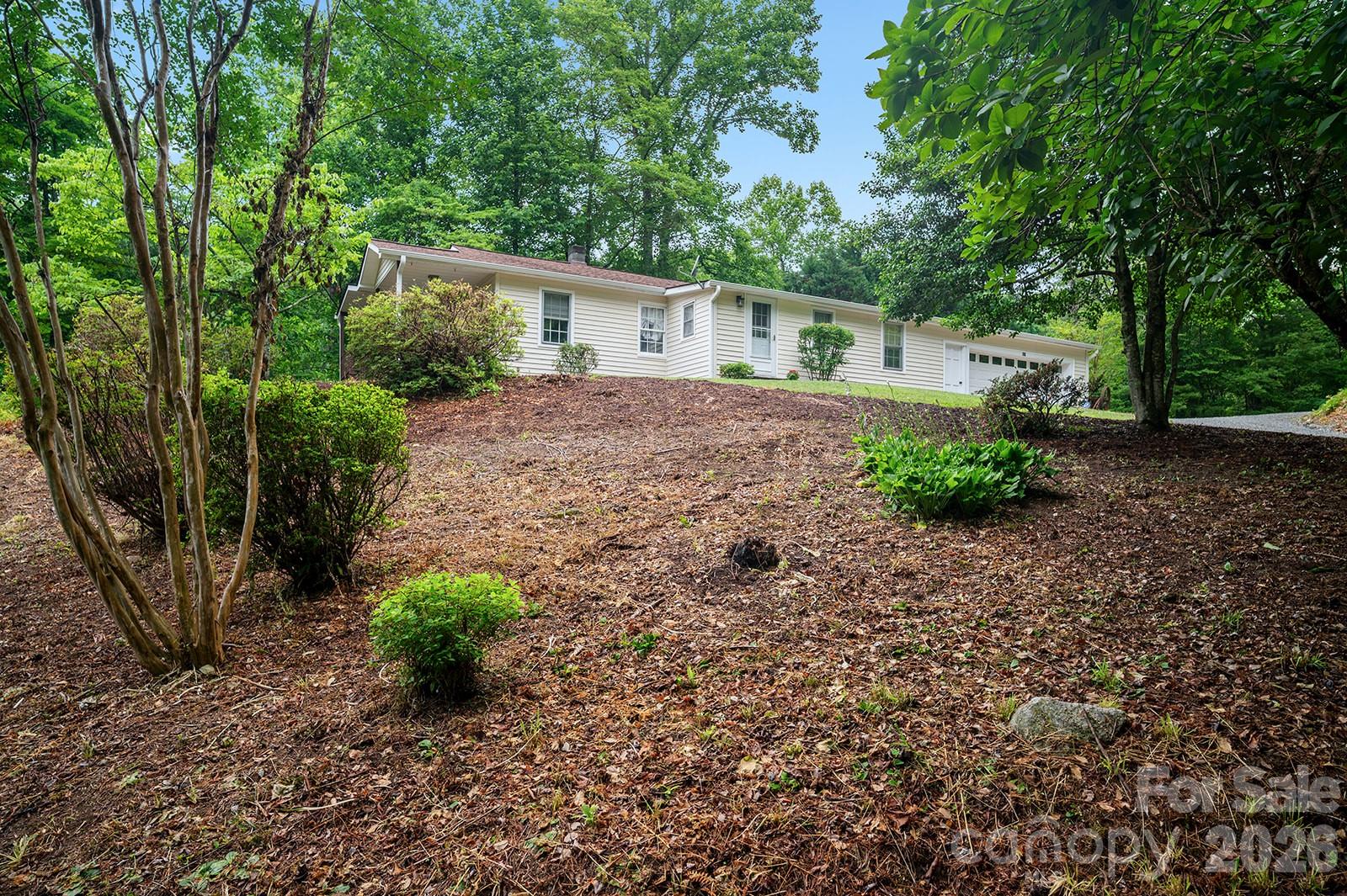 Single Family Residence at 825 Gallimore Road, Flat Rock, photo 14 of 41