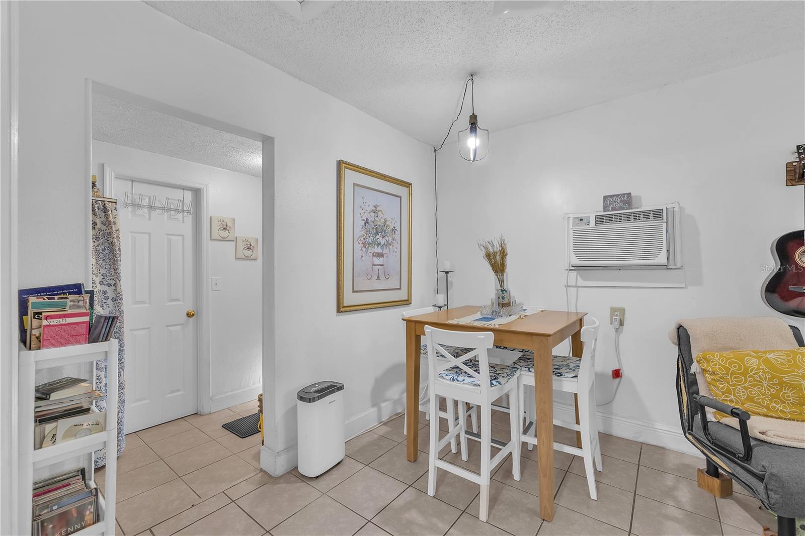 Single Family Residence at 1006 GRAY ST, PLANT CITY, photo 5 of 23