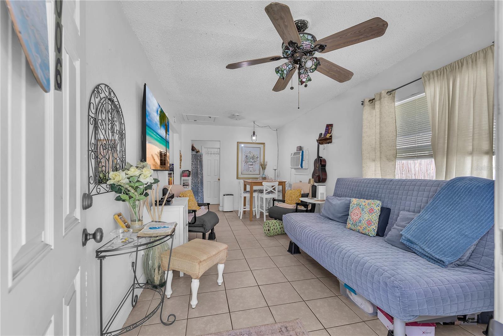 Single Family Residence at 1006 GRAY ST, PLANT CITY, photo 6 of 23