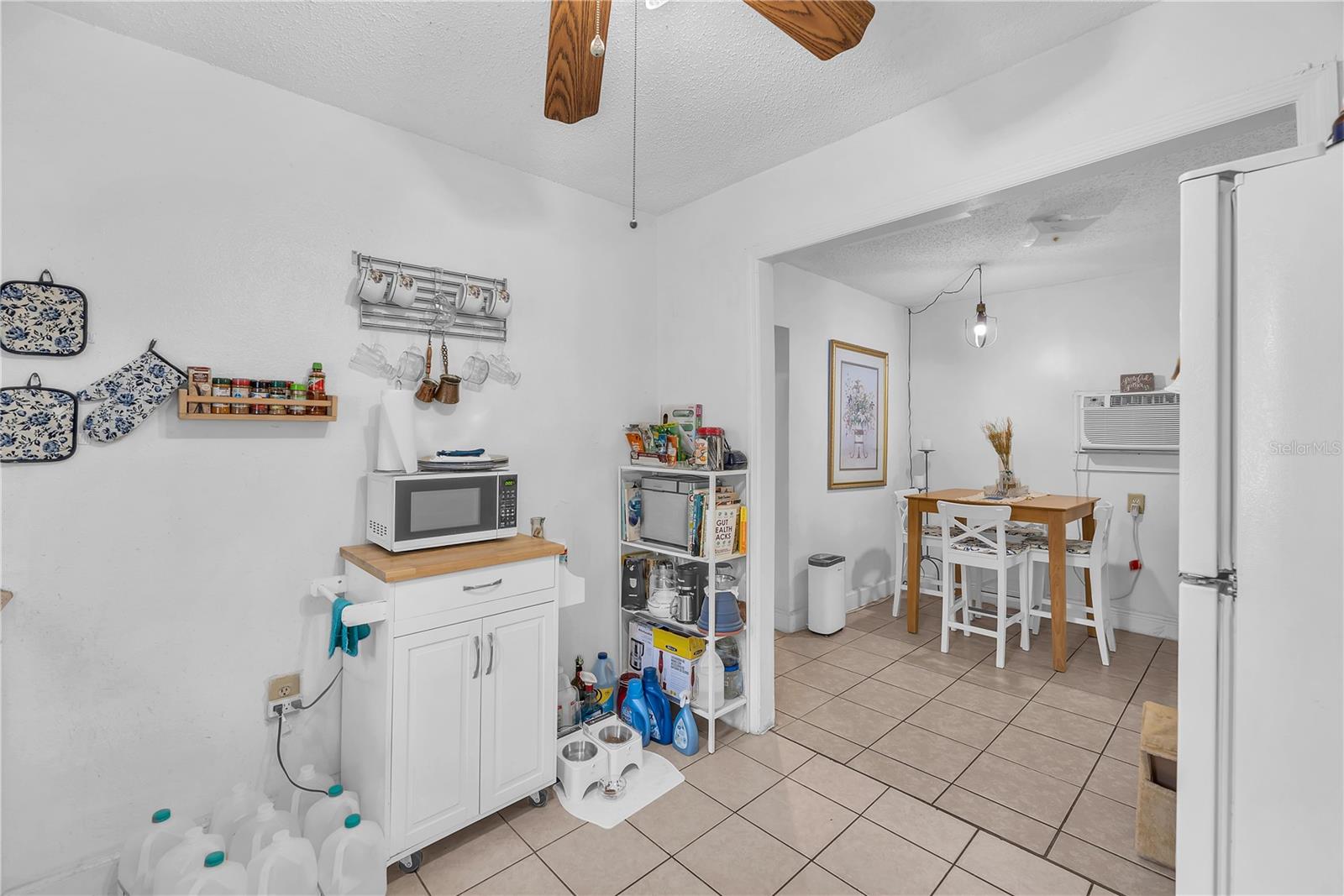 Single Family Residence at 1006 GRAY ST, PLANT CITY, photo 9 of 23