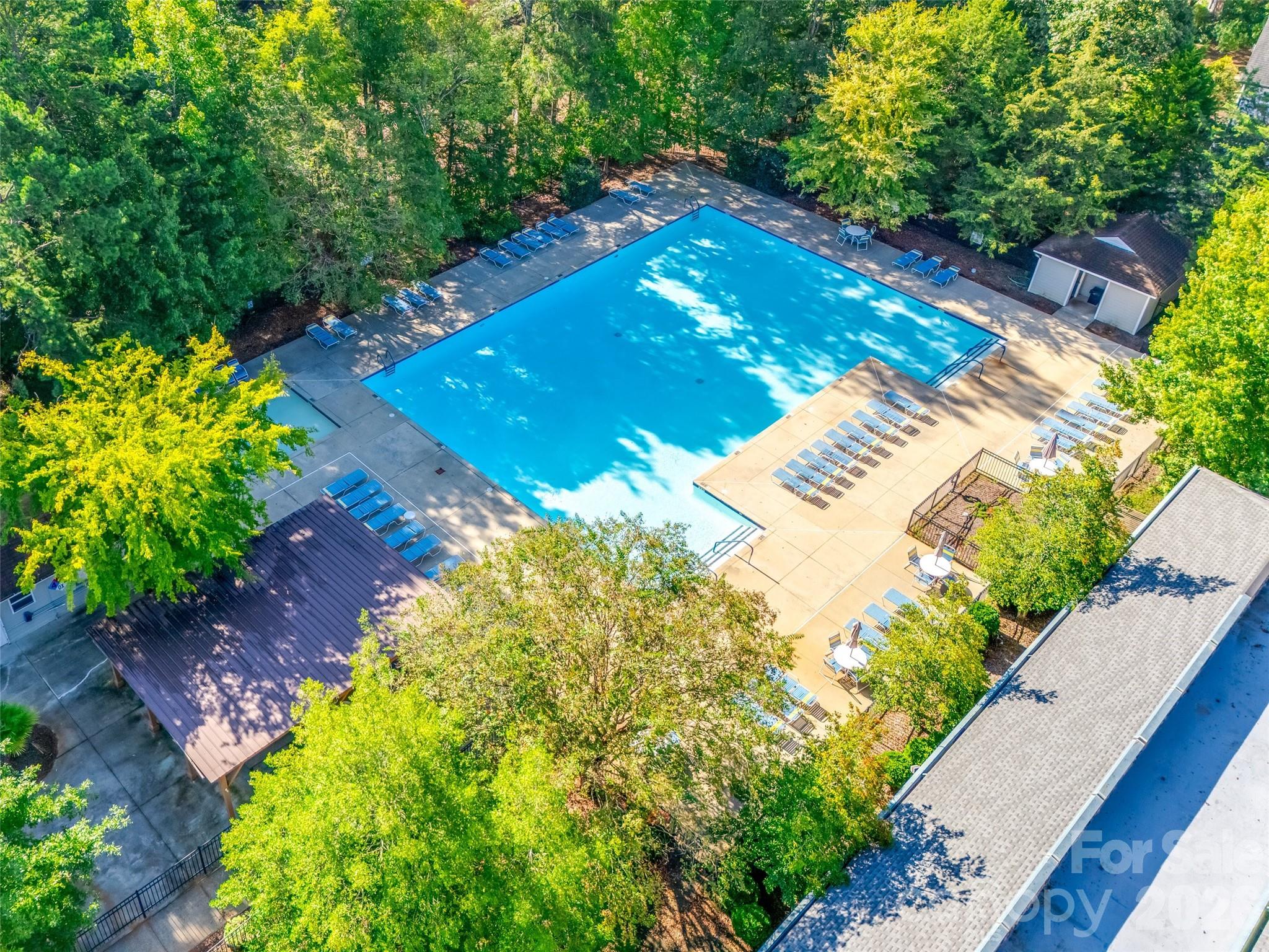 Condominium at 505 Heritage Parkway, Fort Mill, photo 32 of 37