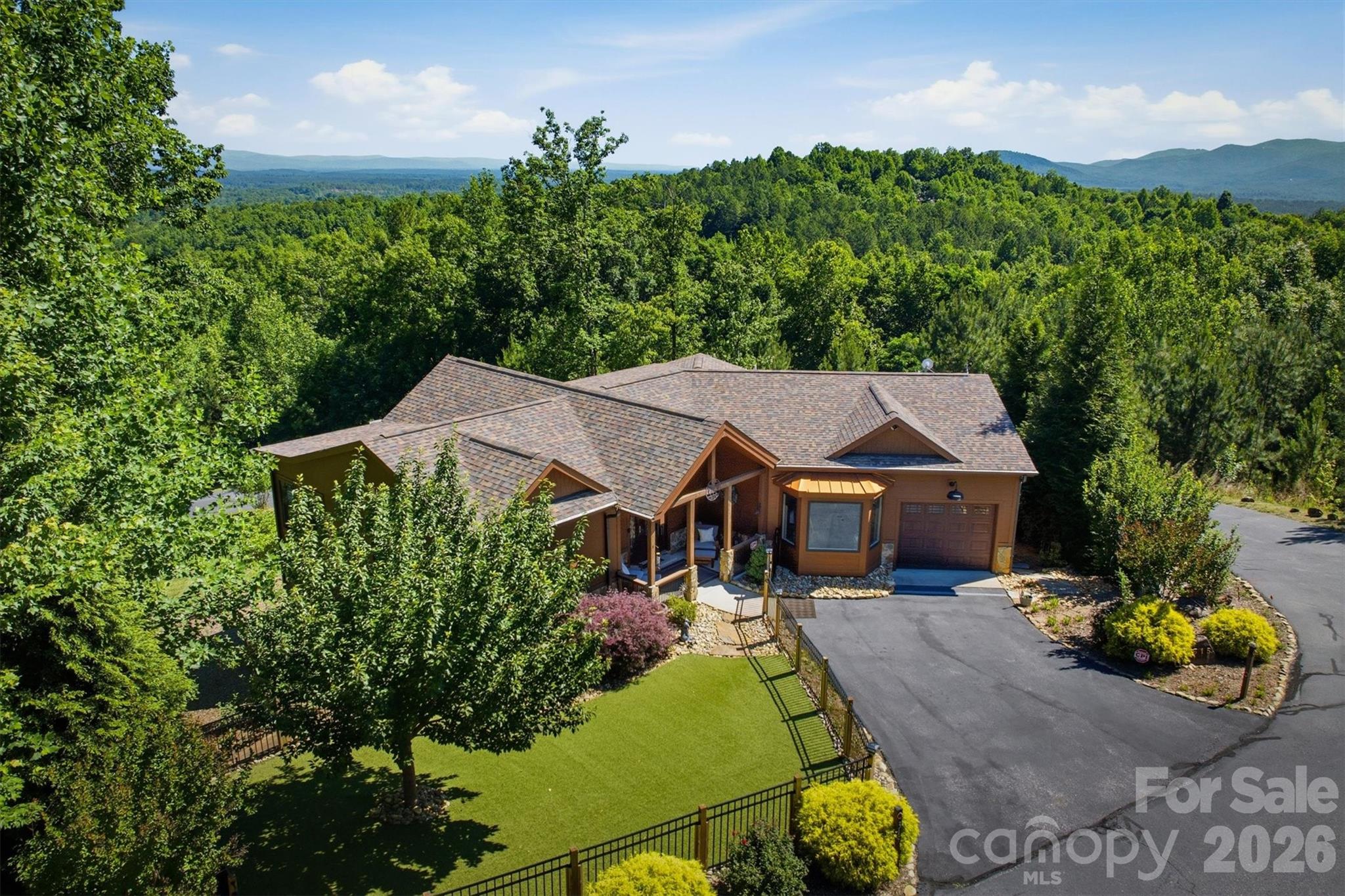 Single Family Residence at 315 Lakeview Trail, Nebo, photo 2 of 50