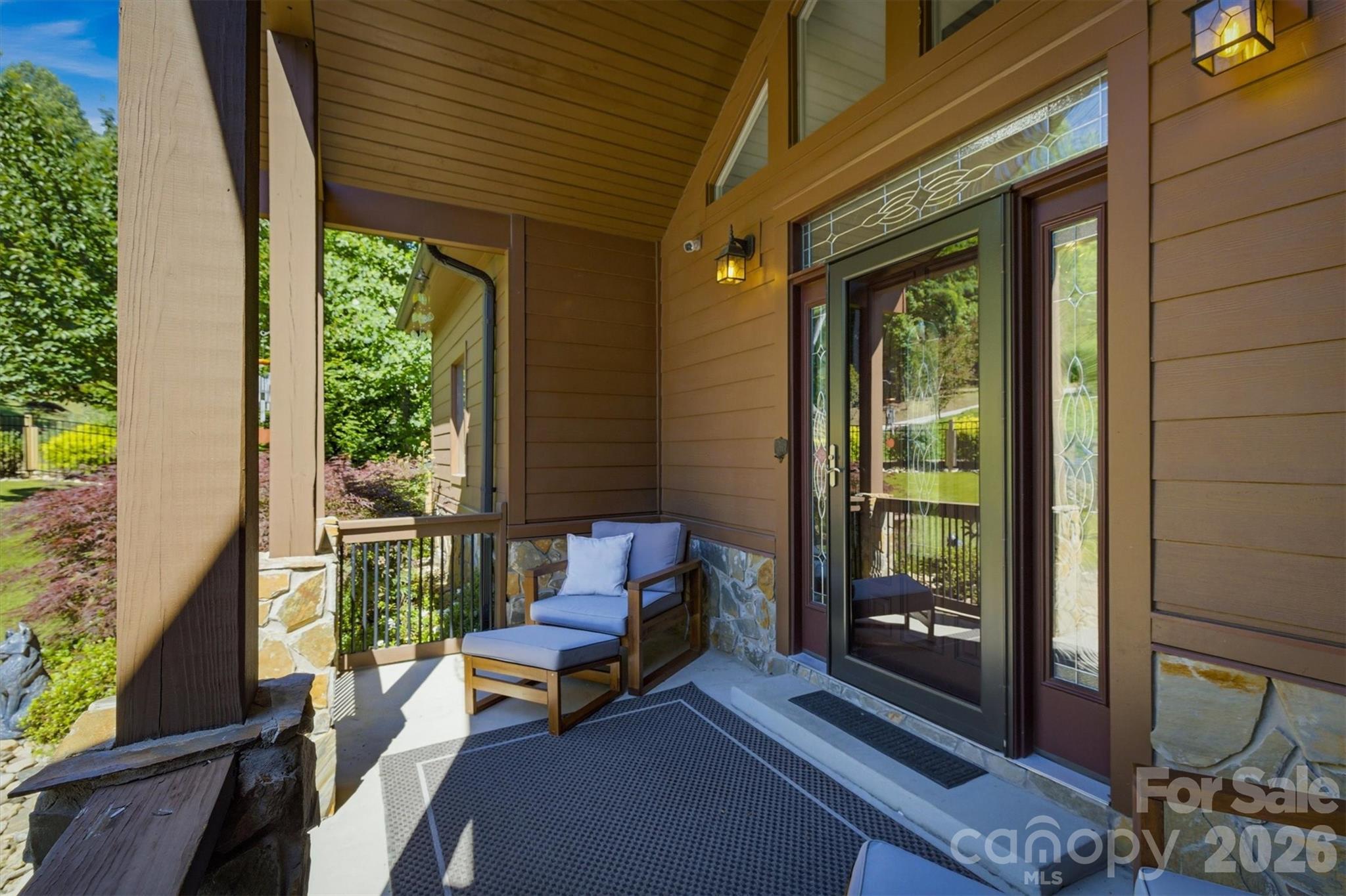 Front Porch - 315 Lakeview Trail, Nebo
