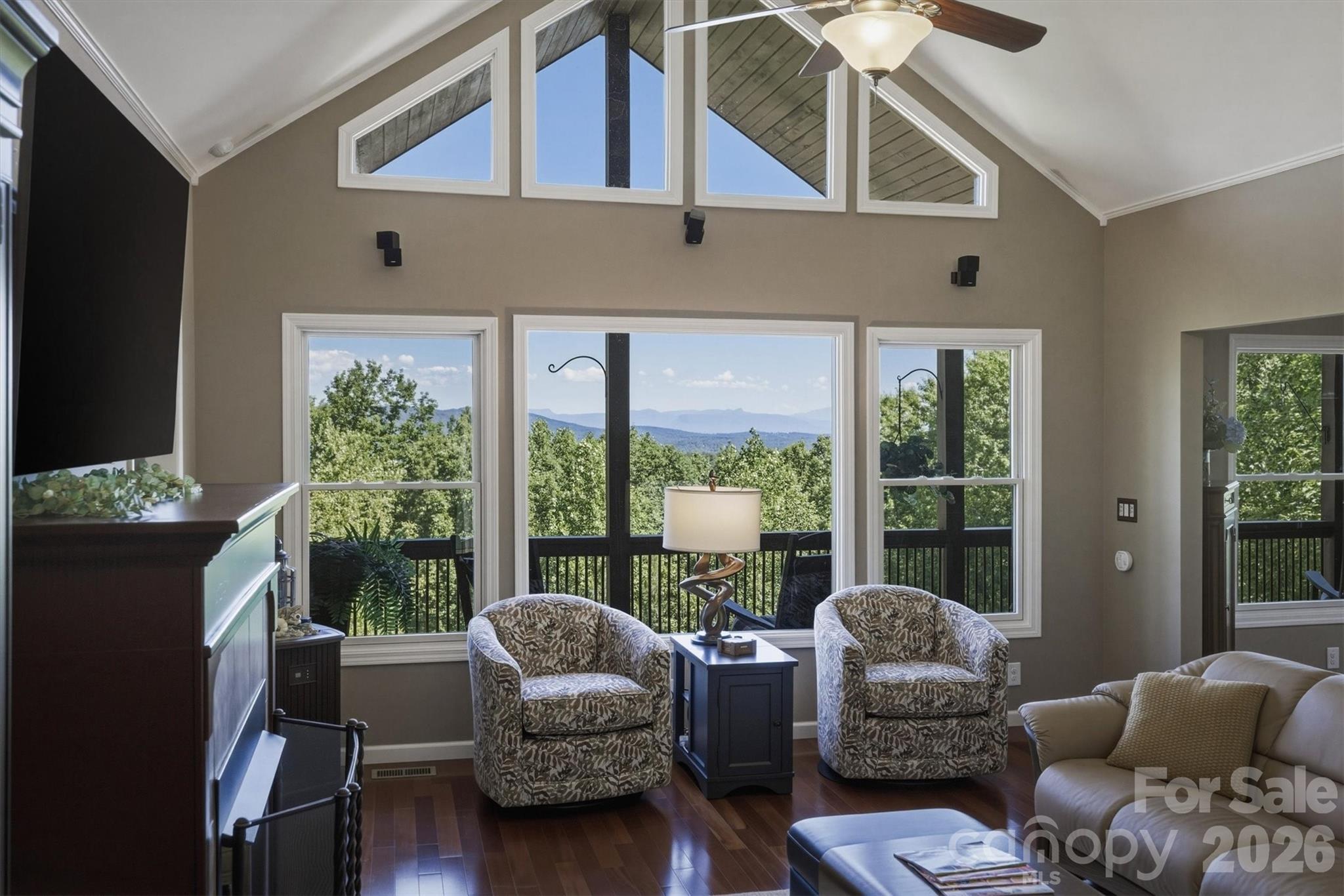 Single Family Residence at 315 Lakeview Trail, Nebo, photo 14 of 50