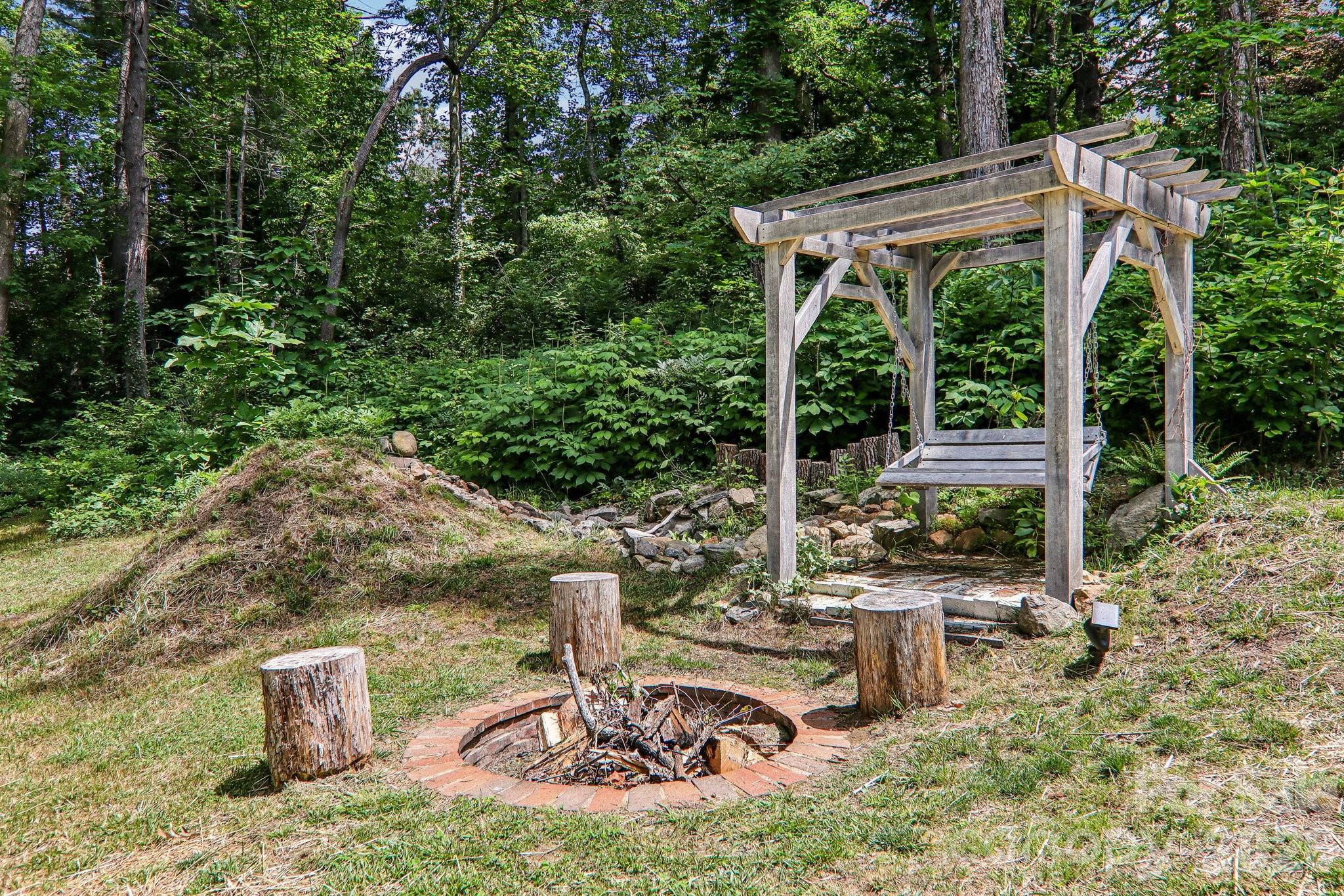 Fire pit and swing - 2291 Little River Road, Hendersonville