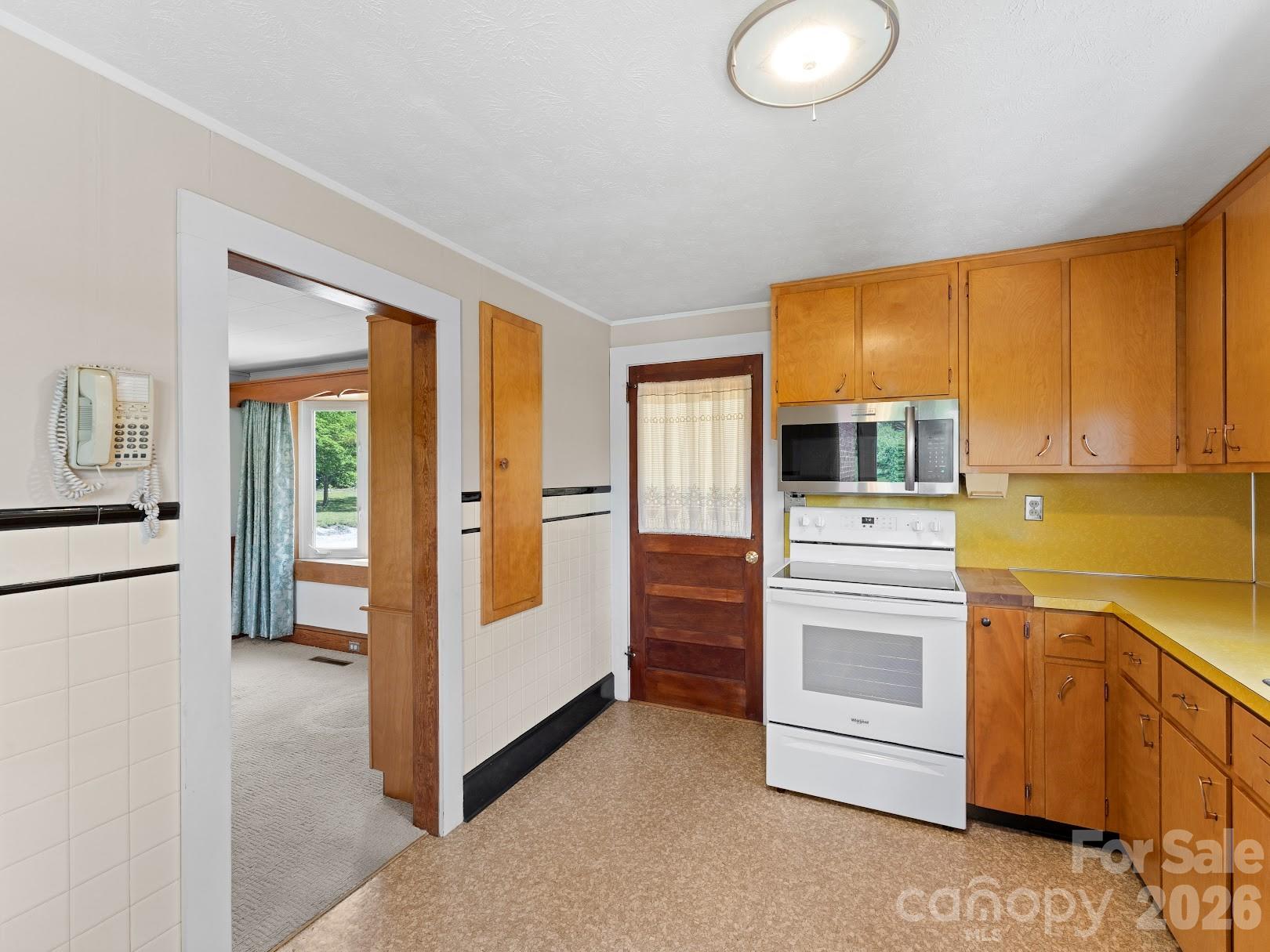 Kitchen alternative view - 1230 Dana Road, Hendersonville