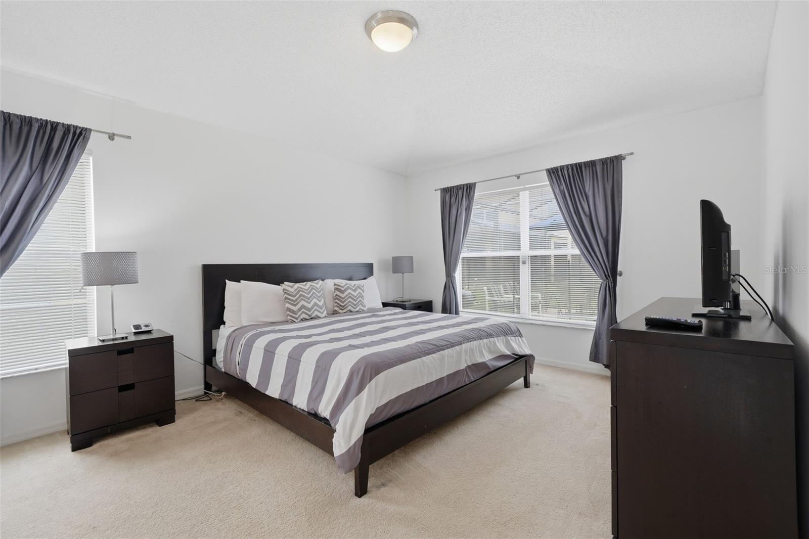 Single Family Residence at 155 BAREFOOT BEACH WAY, KISSIMMEE, photo 11 of 25
