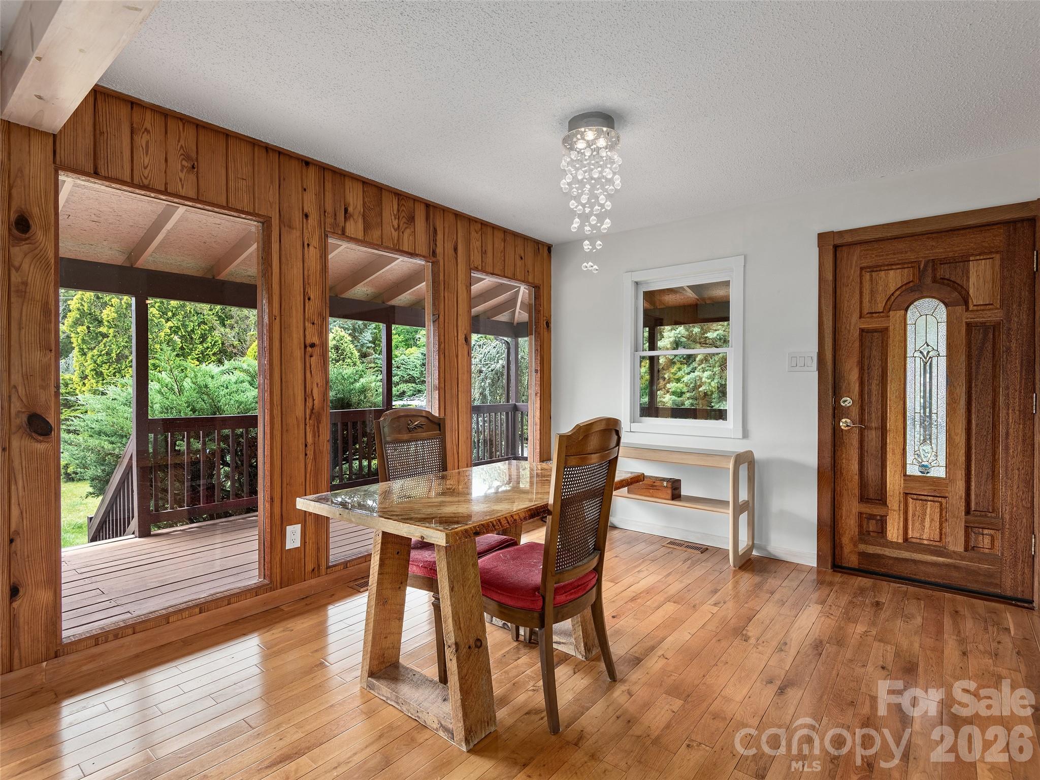 Single Family Residence at 7 Hope Lane, Weaverville, photo 6 of 37