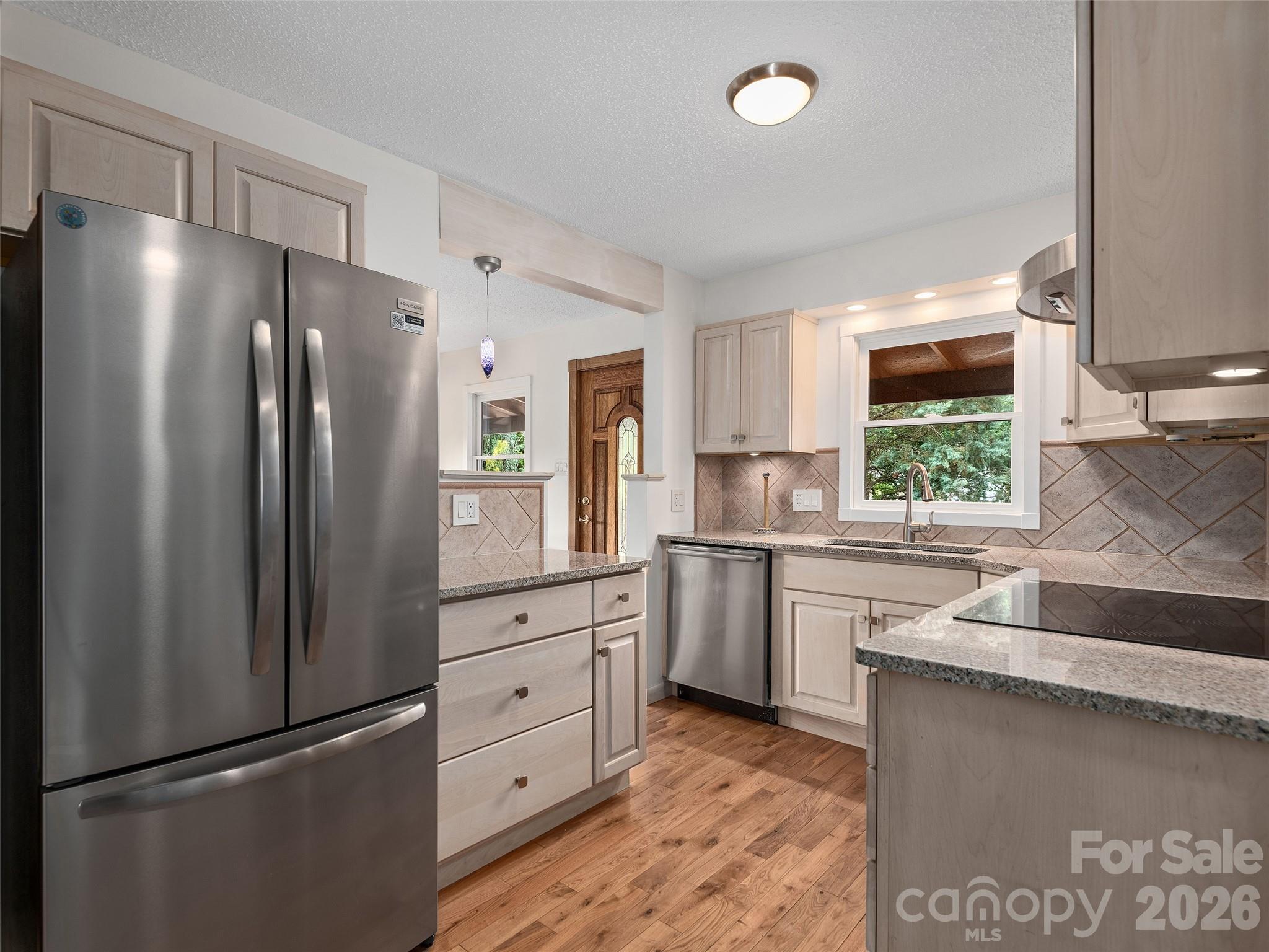 Single Family Residence at 7 Hope Lane, Weaverville, photo 11 of 37