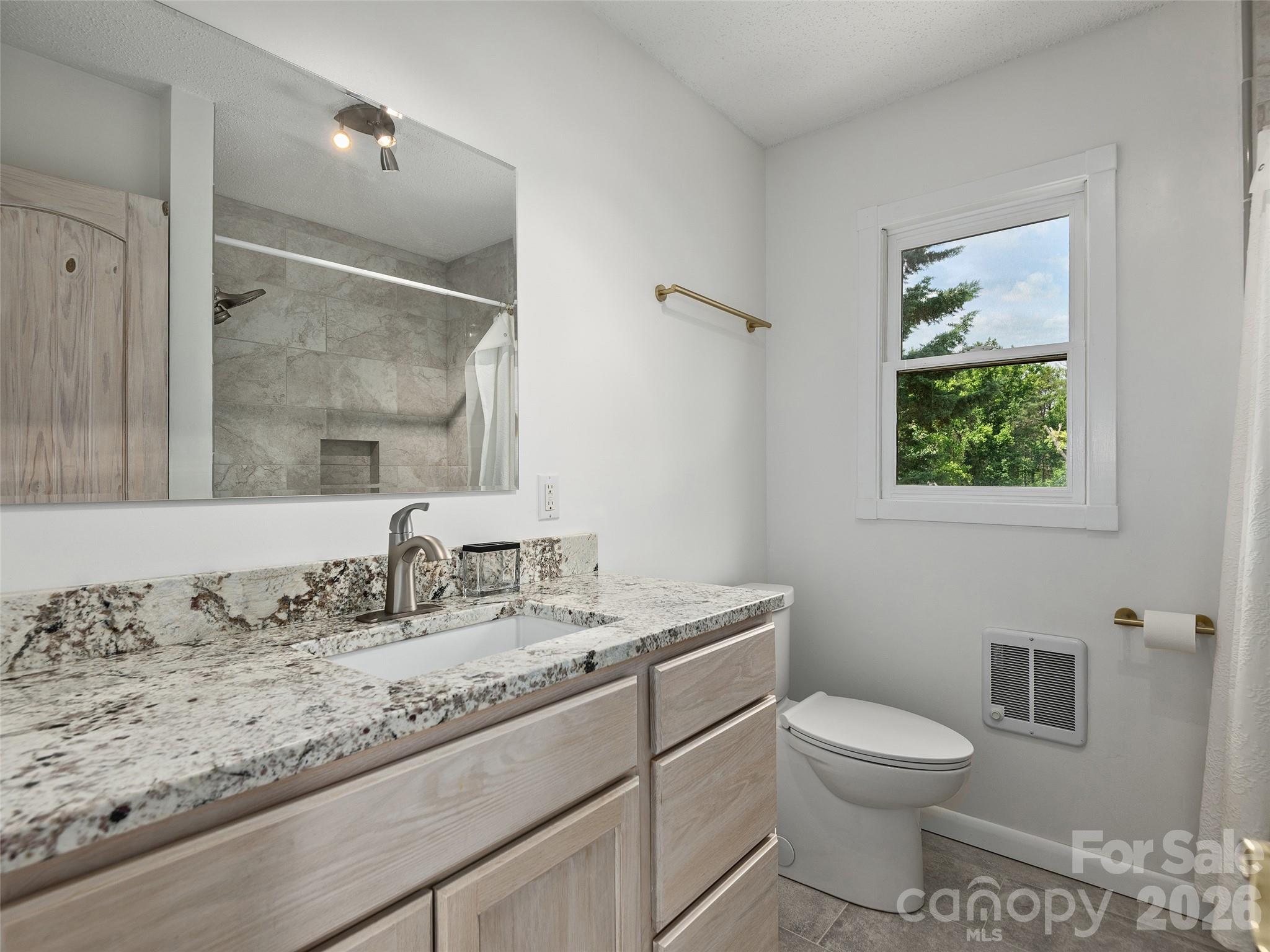 Single Family Residence at 7 Hope Lane, Weaverville, photo 19 of 37