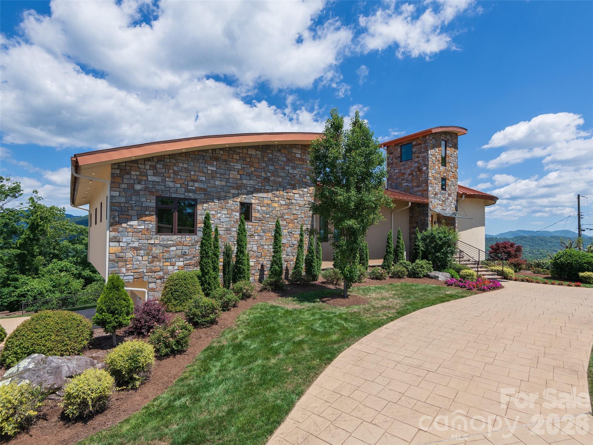 Single Family Residence at 95 Horizon Hill Road, Asheville, photo 2 of 48