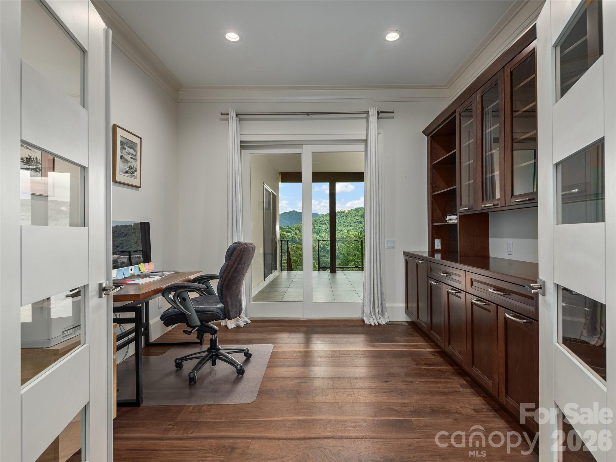 Single Family Residence at 95 Horizon Hill Road, Asheville, photo 25 of 48