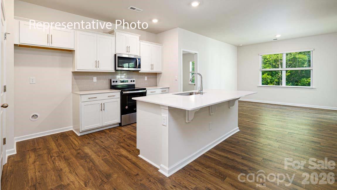 Single Family Residence at 5316 Harriets Memory Trail, Lincolnton, photo 4 of 21