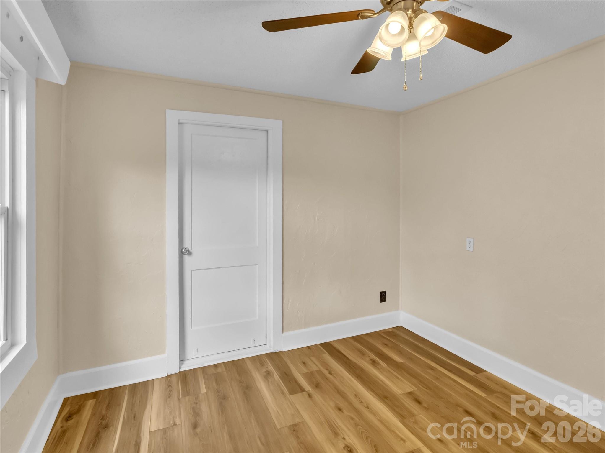 Single Family Residence at 492 Riverbend Street, Waynesville, photo 15 of 33