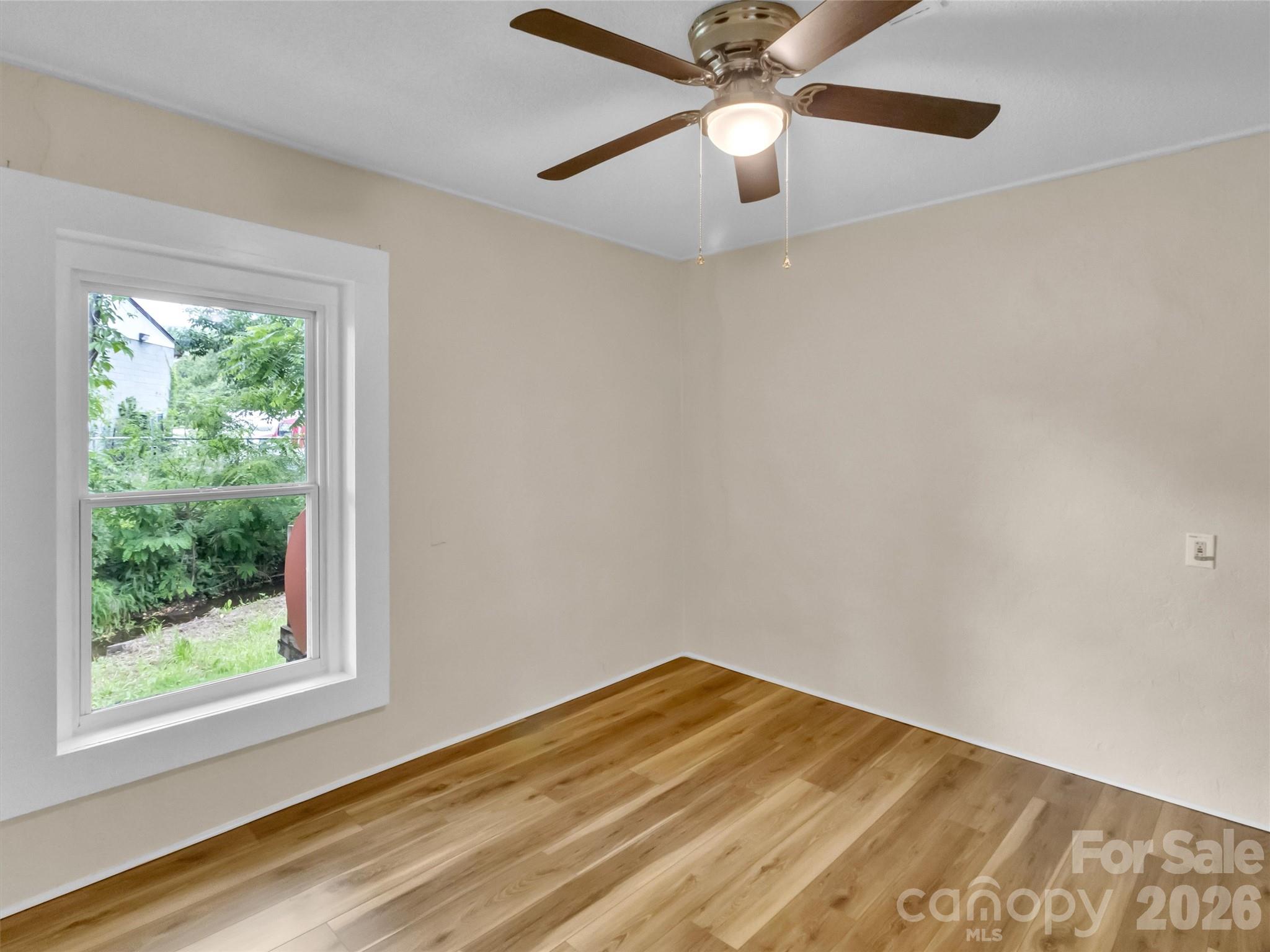 Single Family Residence at 492 Riverbend Street, Waynesville, photo 17 of 33