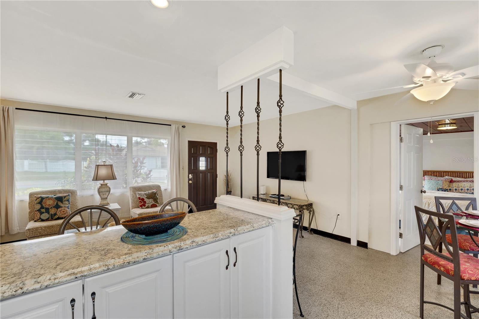 Single Family Residence at 2830 SIESTA DR, VENICE, photo 10 of 28