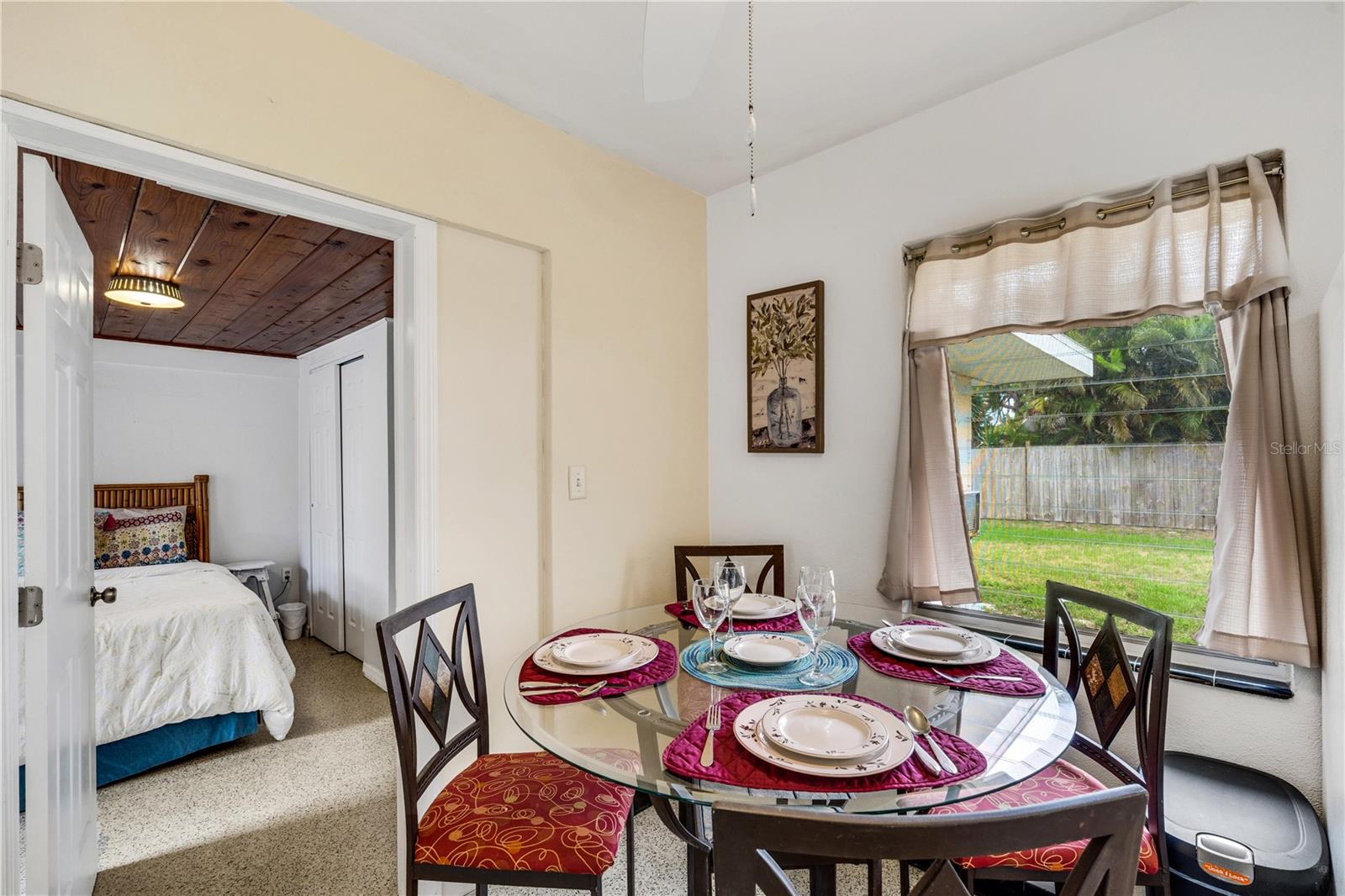 Single Family Residence at 2830 SIESTA DR, VENICE, photo 11 of 28