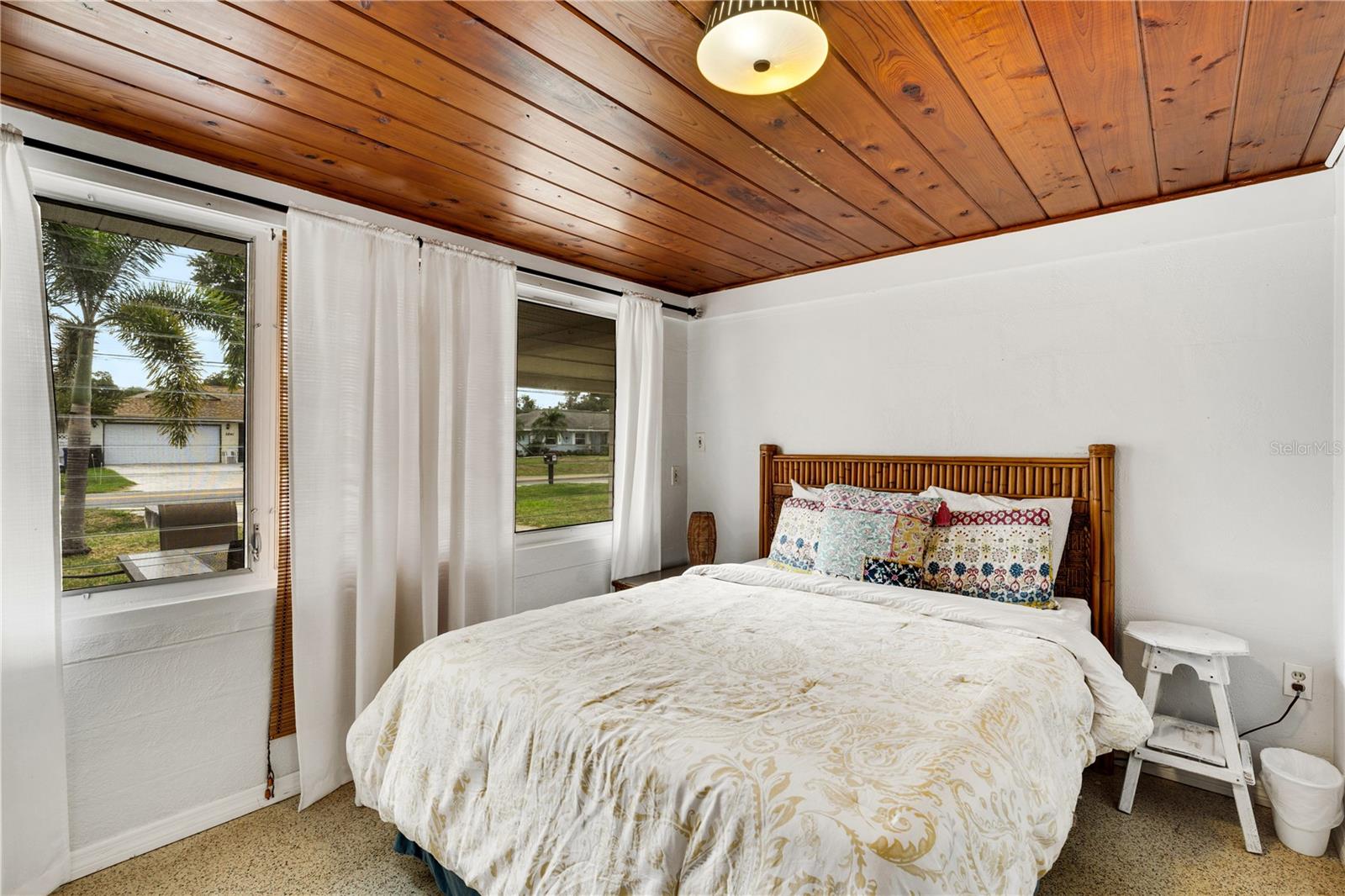 Single Family Residence at 2830 SIESTA DR, VENICE, photo 12 of 28