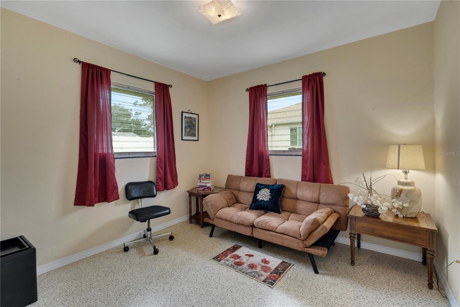 Single Family Residence at 2830 SIESTA DR, VENICE, photo 18 of 28