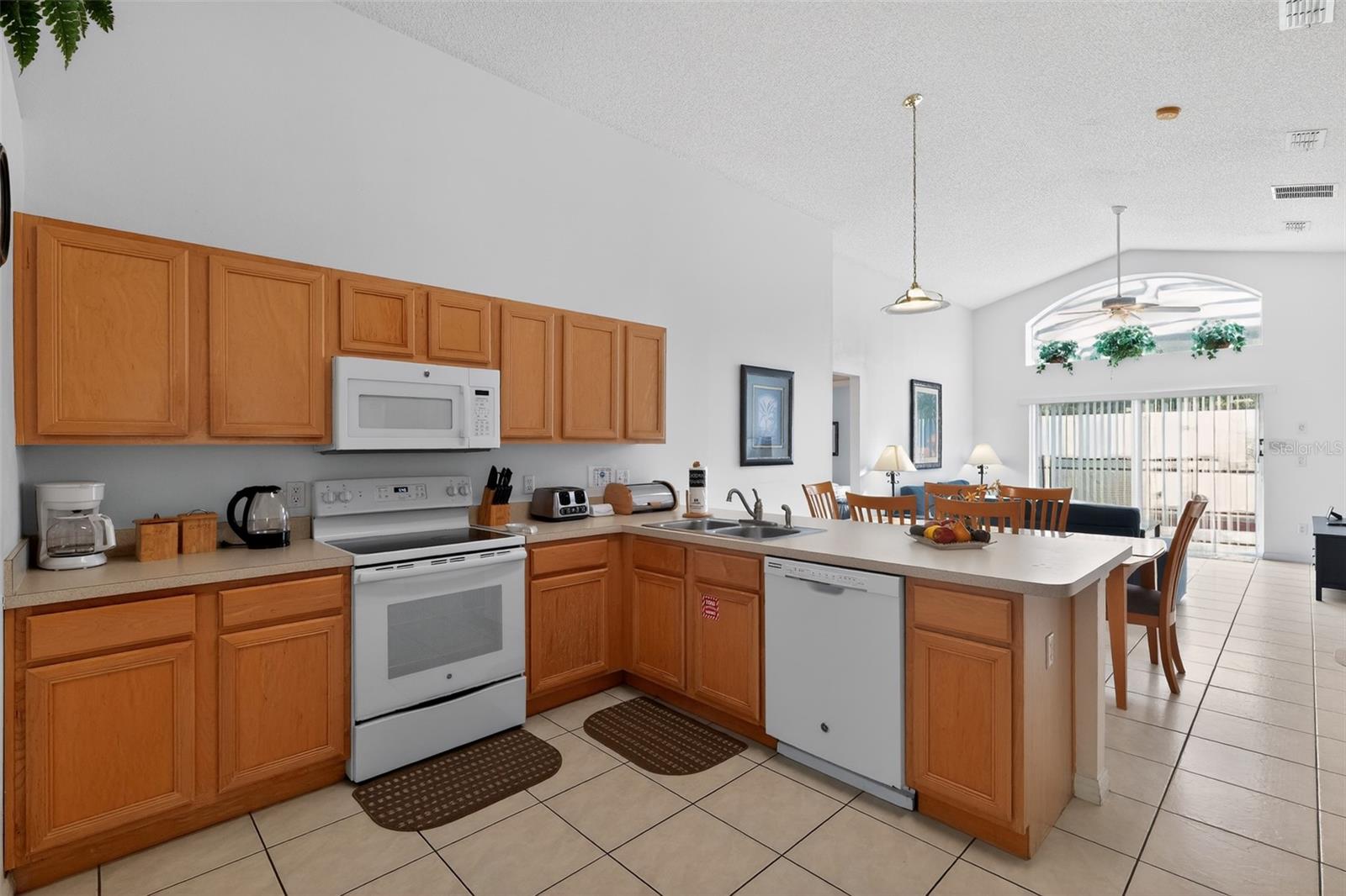 Single Family Residence at 1255 SEASONS BLVD, KISSIMMEE, photo 6 of 19