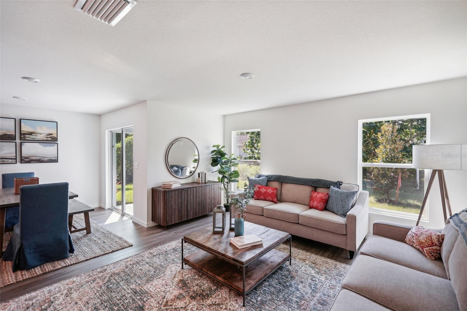 Single Family Residence at 13414 CANYON SWALLOW RD, BROOKSVILLE, photo 10 of 32