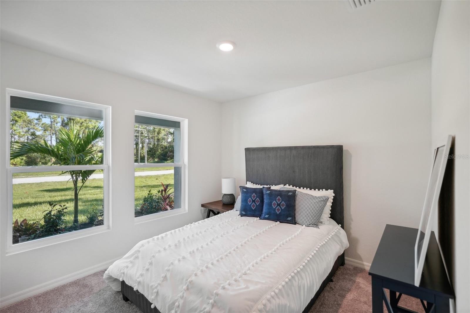 Single Family Residence at 13414 CANYON SWALLOW RD, BROOKSVILLE, photo 24 of 32