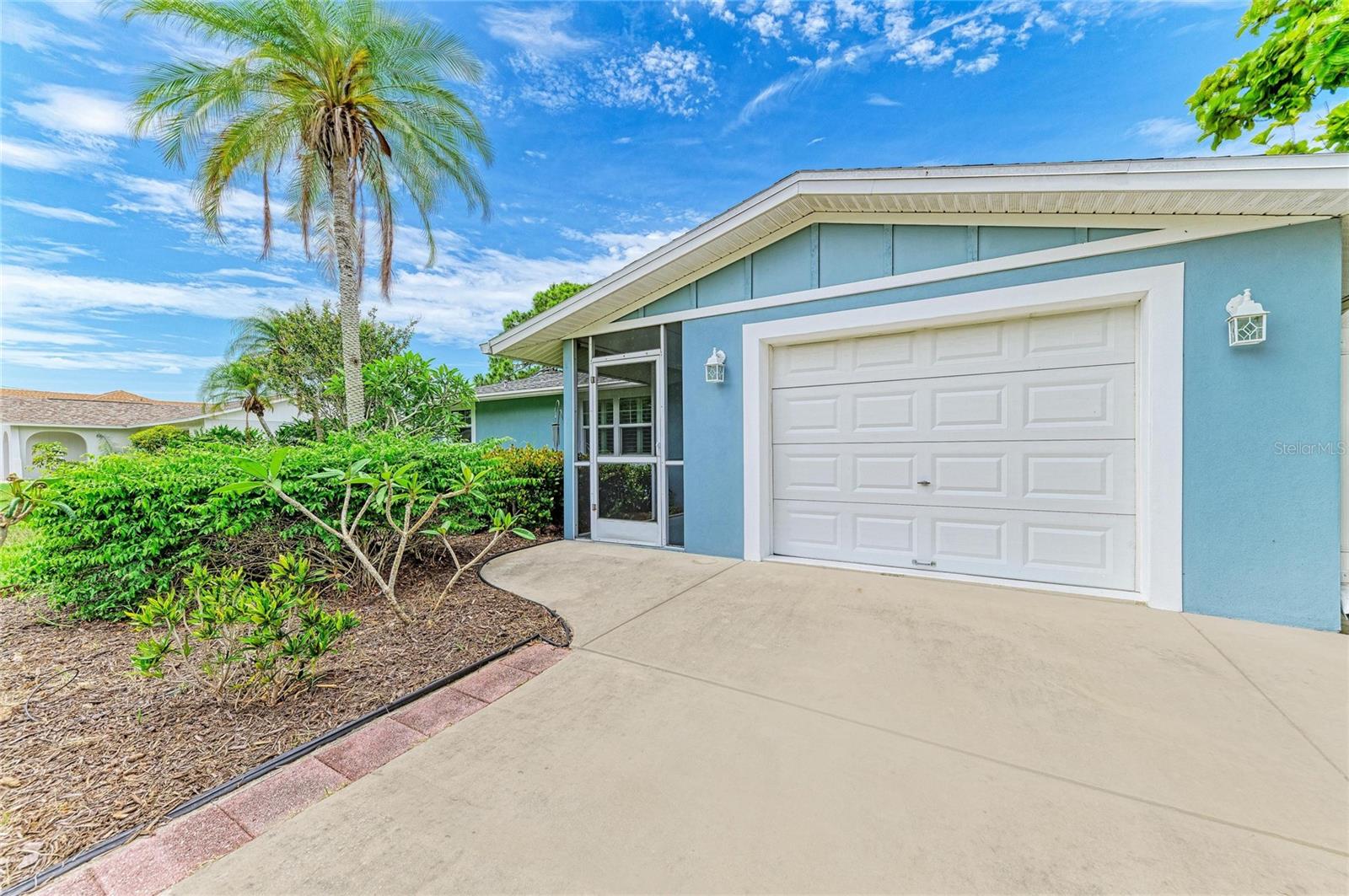 Single Family Residence at 4400 ZENITH RD, VENICE, photo 2 of 17