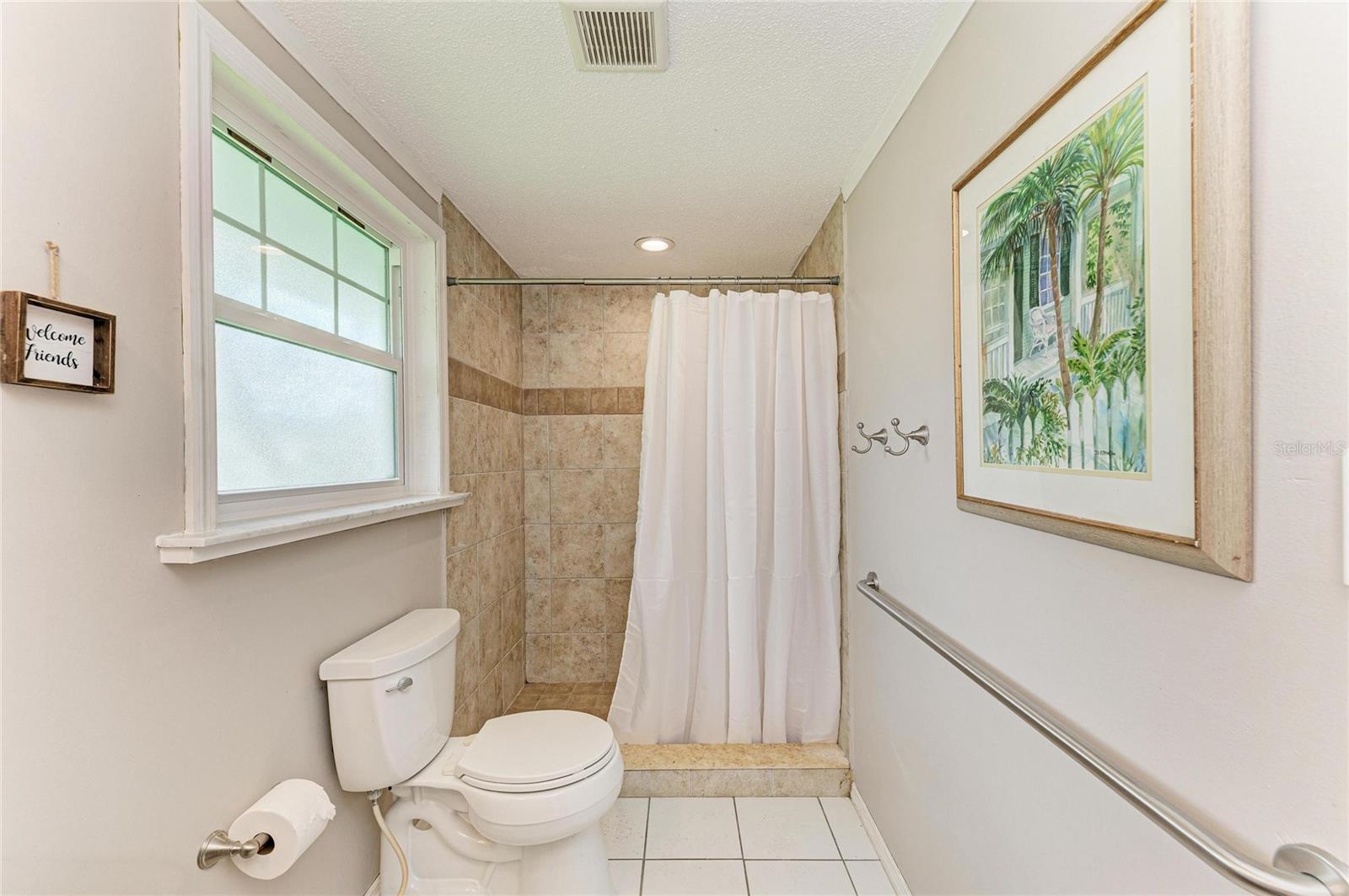 Single Family Residence at 4400 ZENITH RD, VENICE, photo 13 of 17