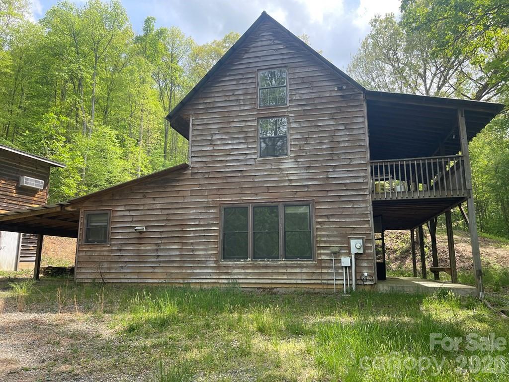 Single Family Residence at 930 Copperhead Cove, Sylva, photo 12 of 22