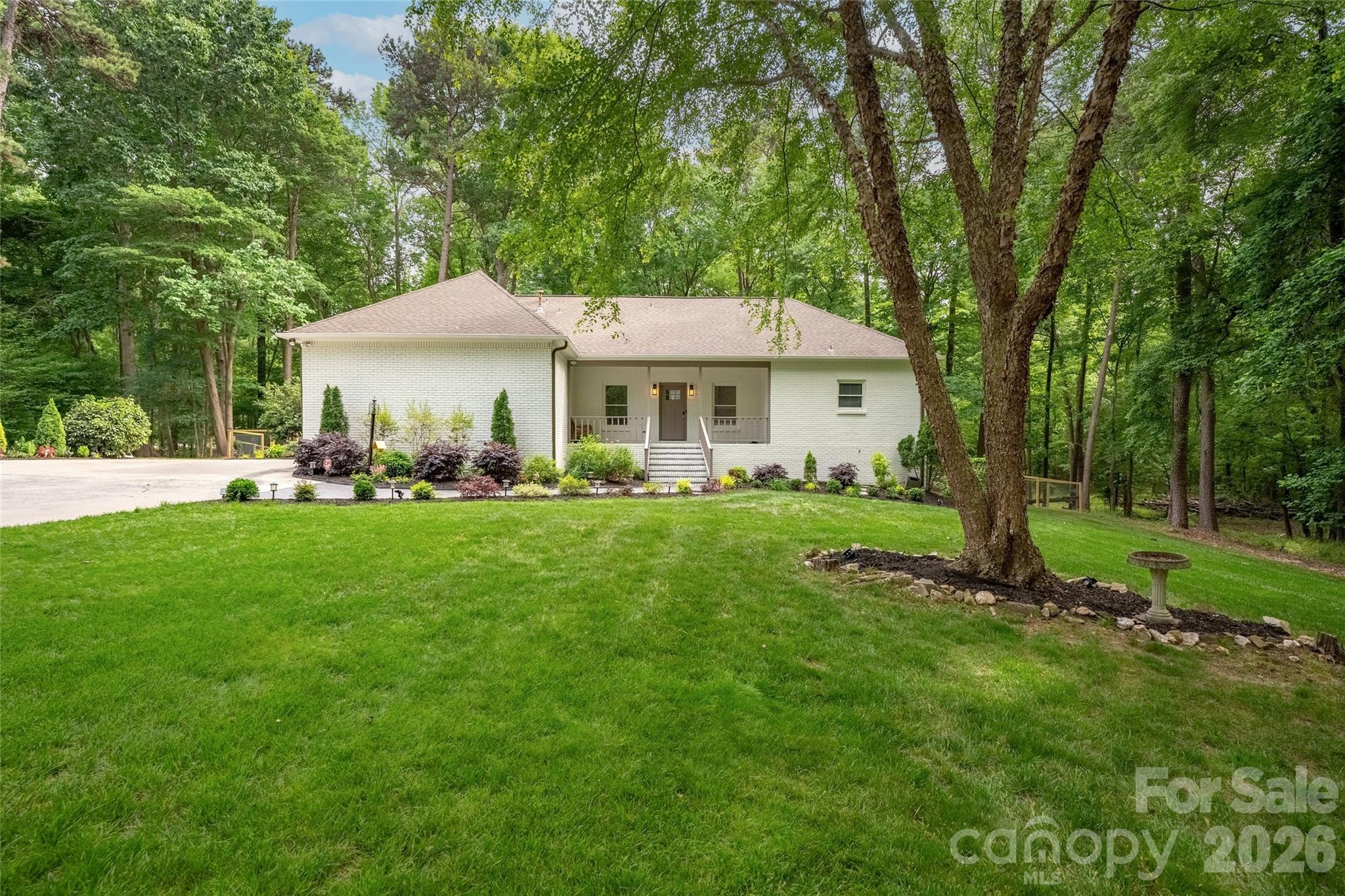 Welcome to 1800 Chestnut - 1800 Chestnut Lane, Matthews