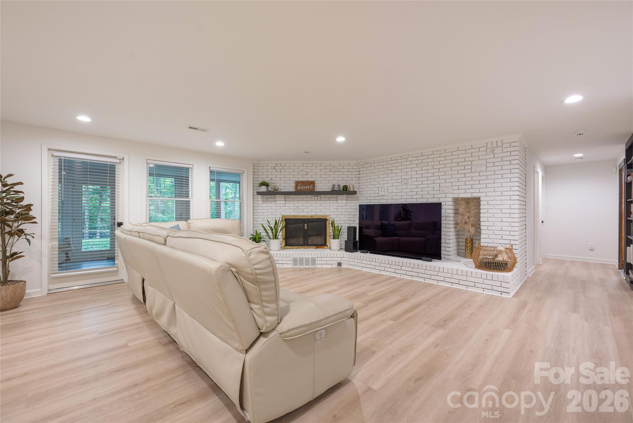 Bonus area on lower level - 1800 Chestnut Lane, Matthews