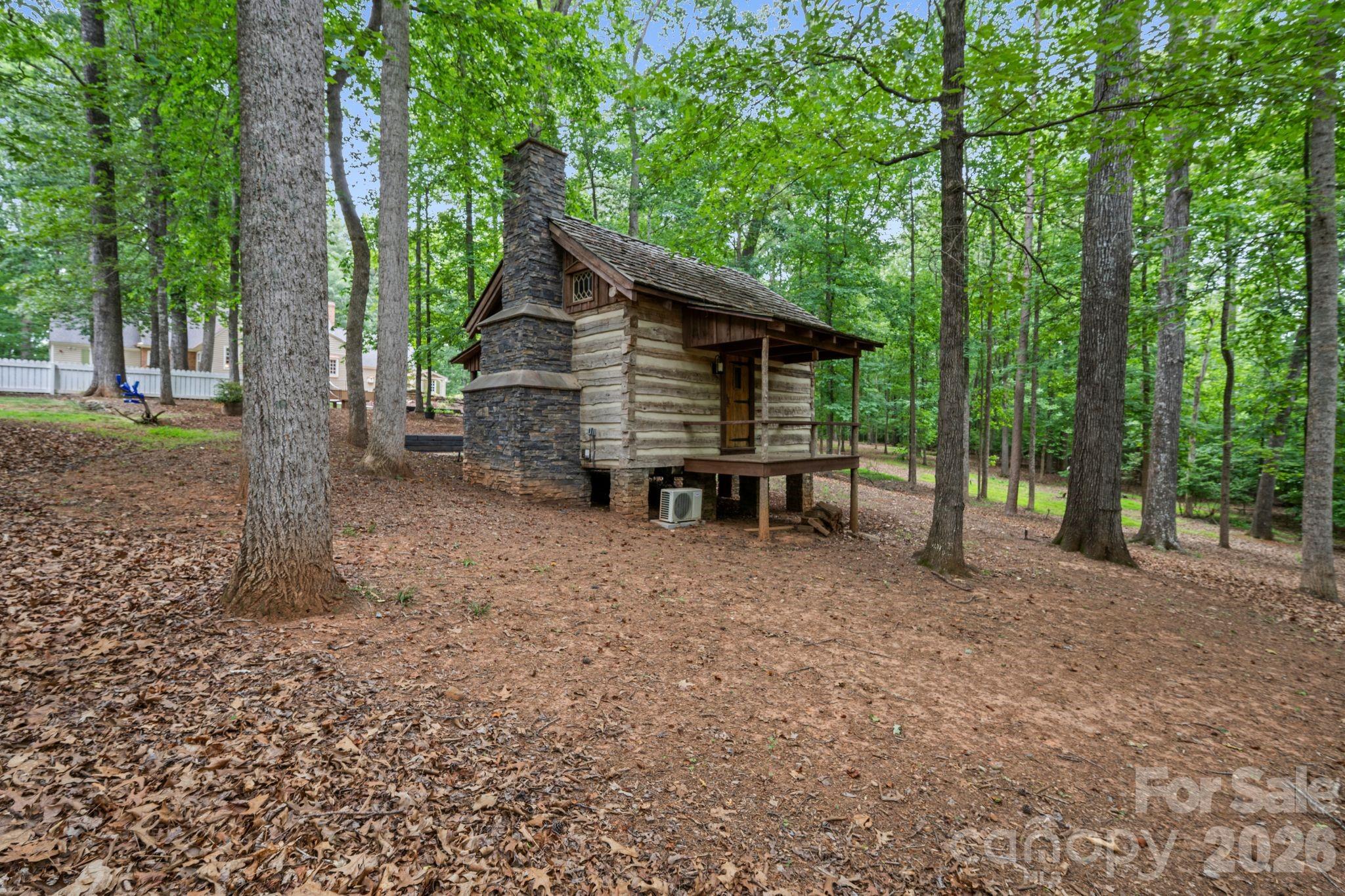 Single Family Residence at 5400 Dartmoor Street, Winston Salem, photo 13 of 41