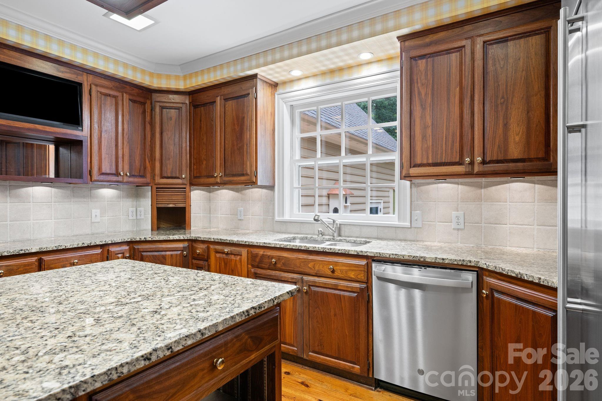 Single Family Residence at 5400 Dartmoor Street, Winston Salem, photo 30 of 41