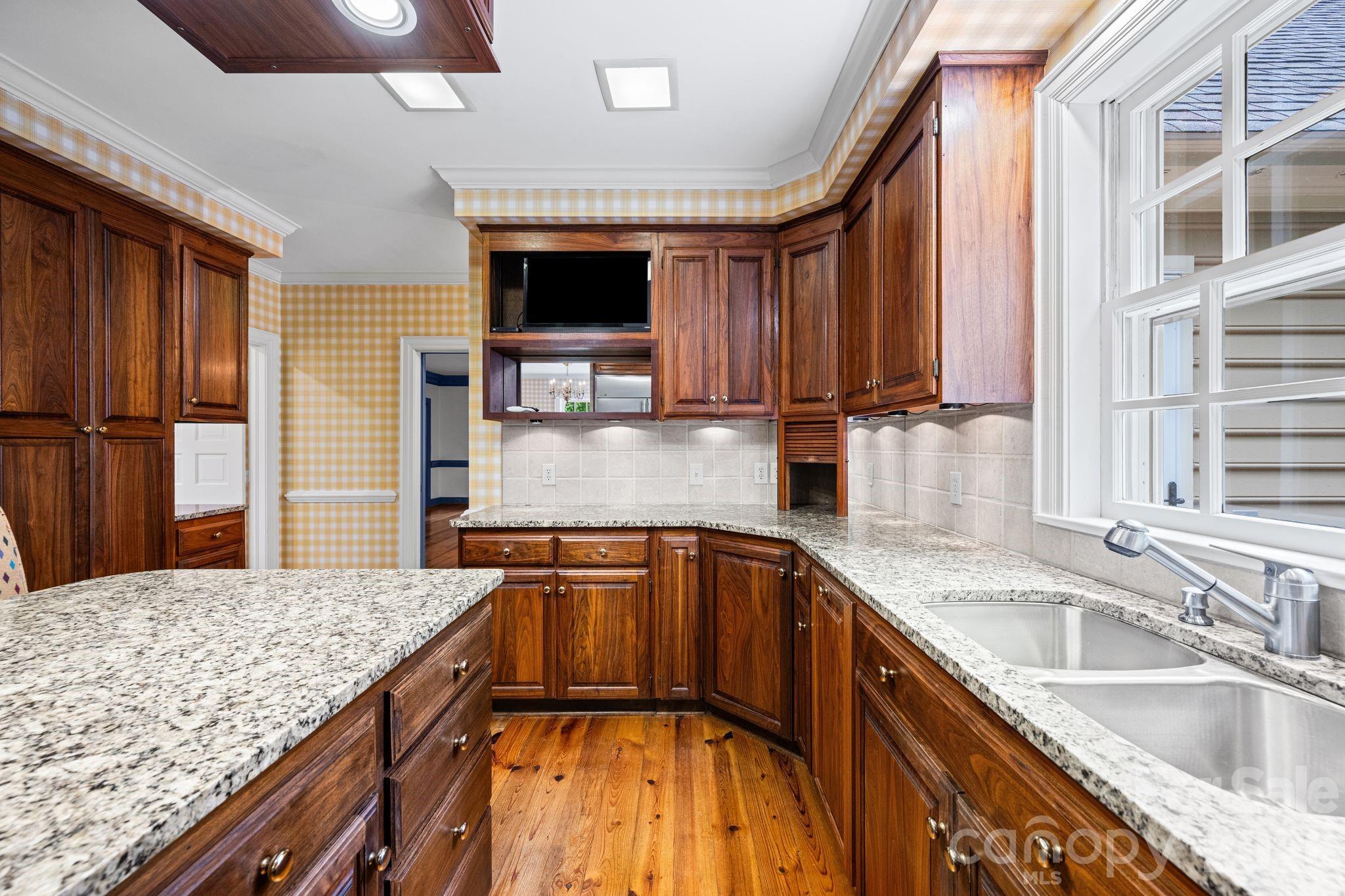 Single Family Residence at 5400 Dartmoor Street, Winston Salem, photo 32 of 41