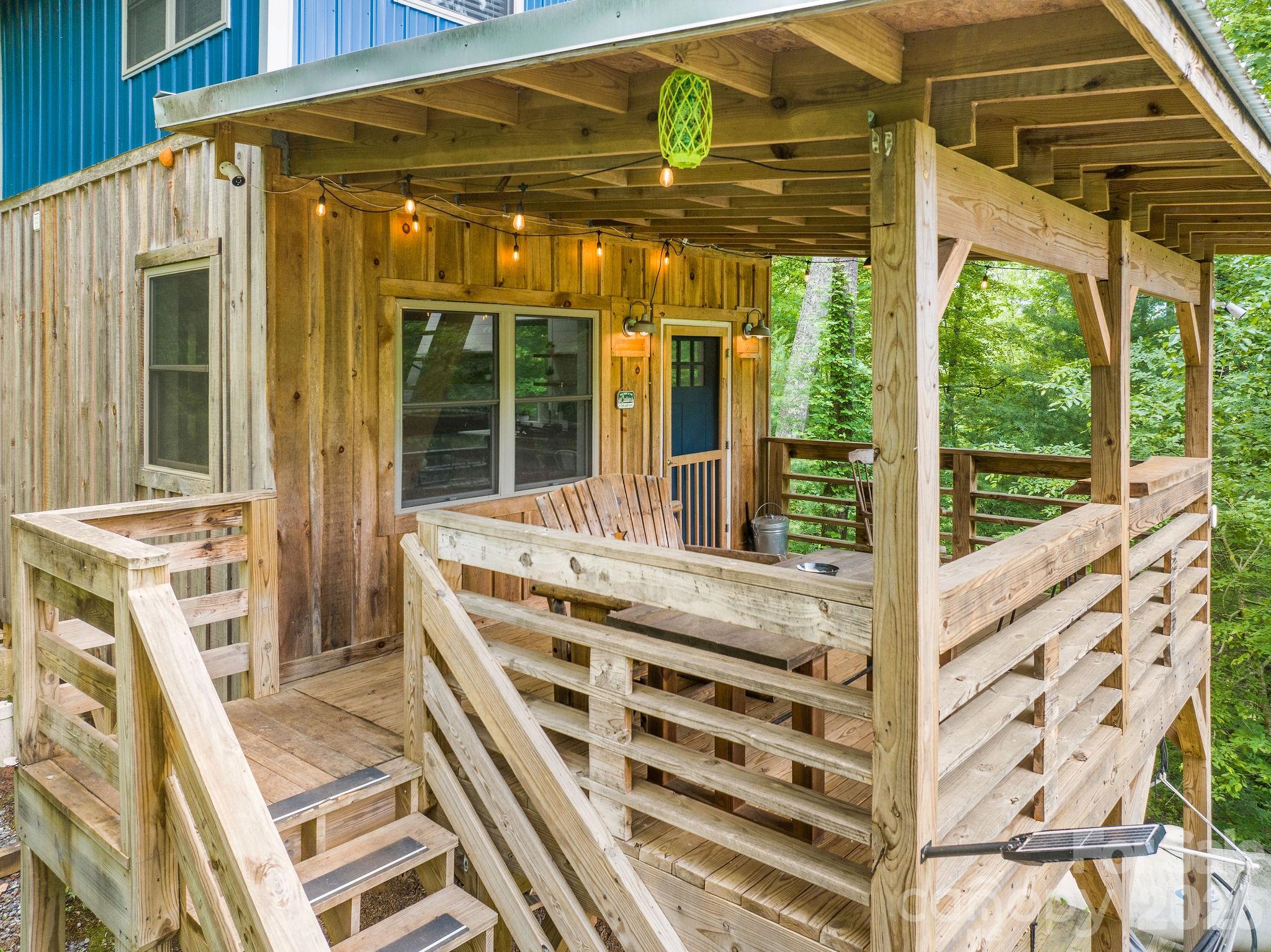 Morning Coffee anyone? - 2504 Upper Paw Paw Road, Marshall