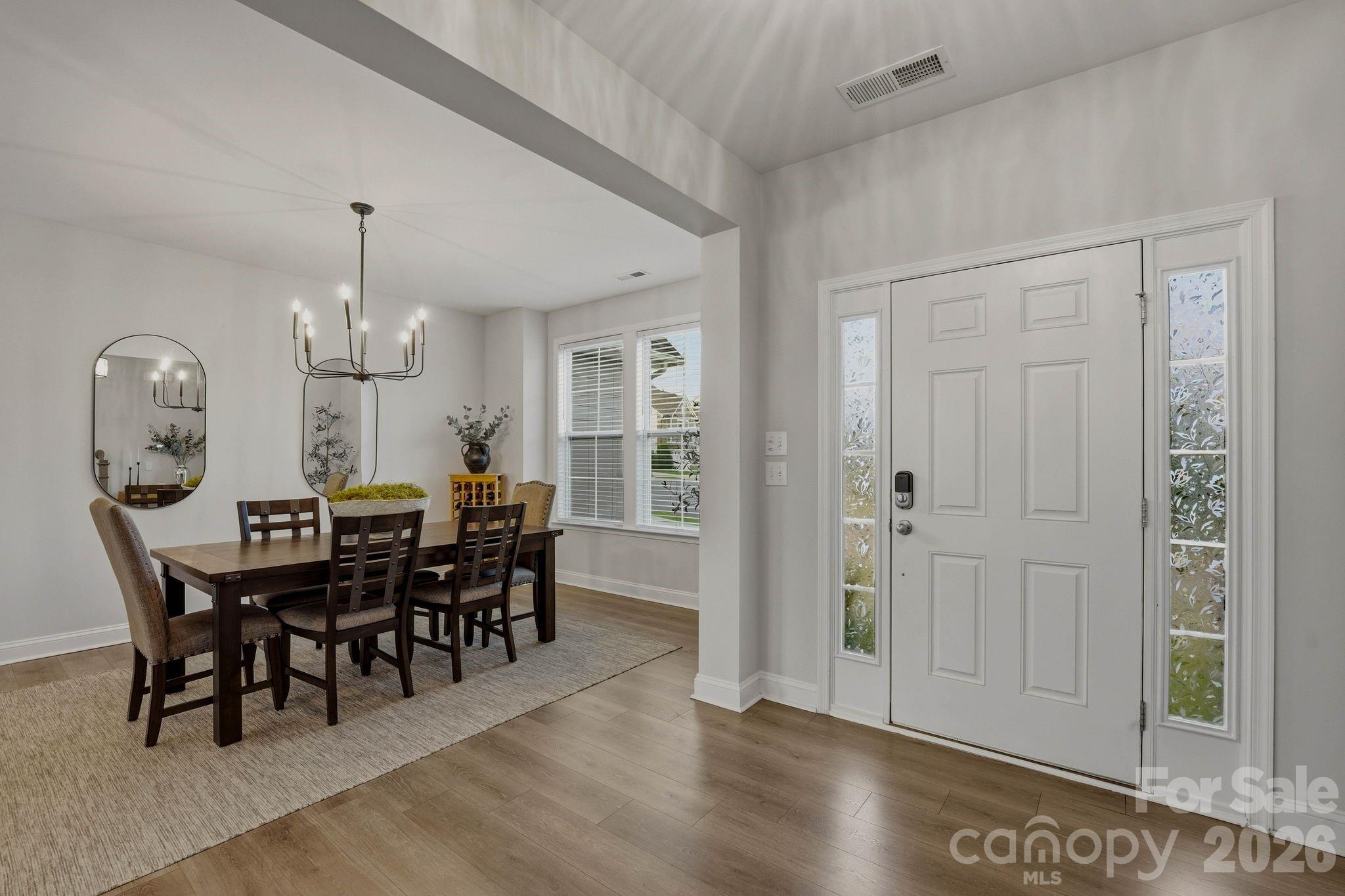 Single Family Residence at 2107 Masons Bend Drive, Fort Mill, photo 4 of 39
