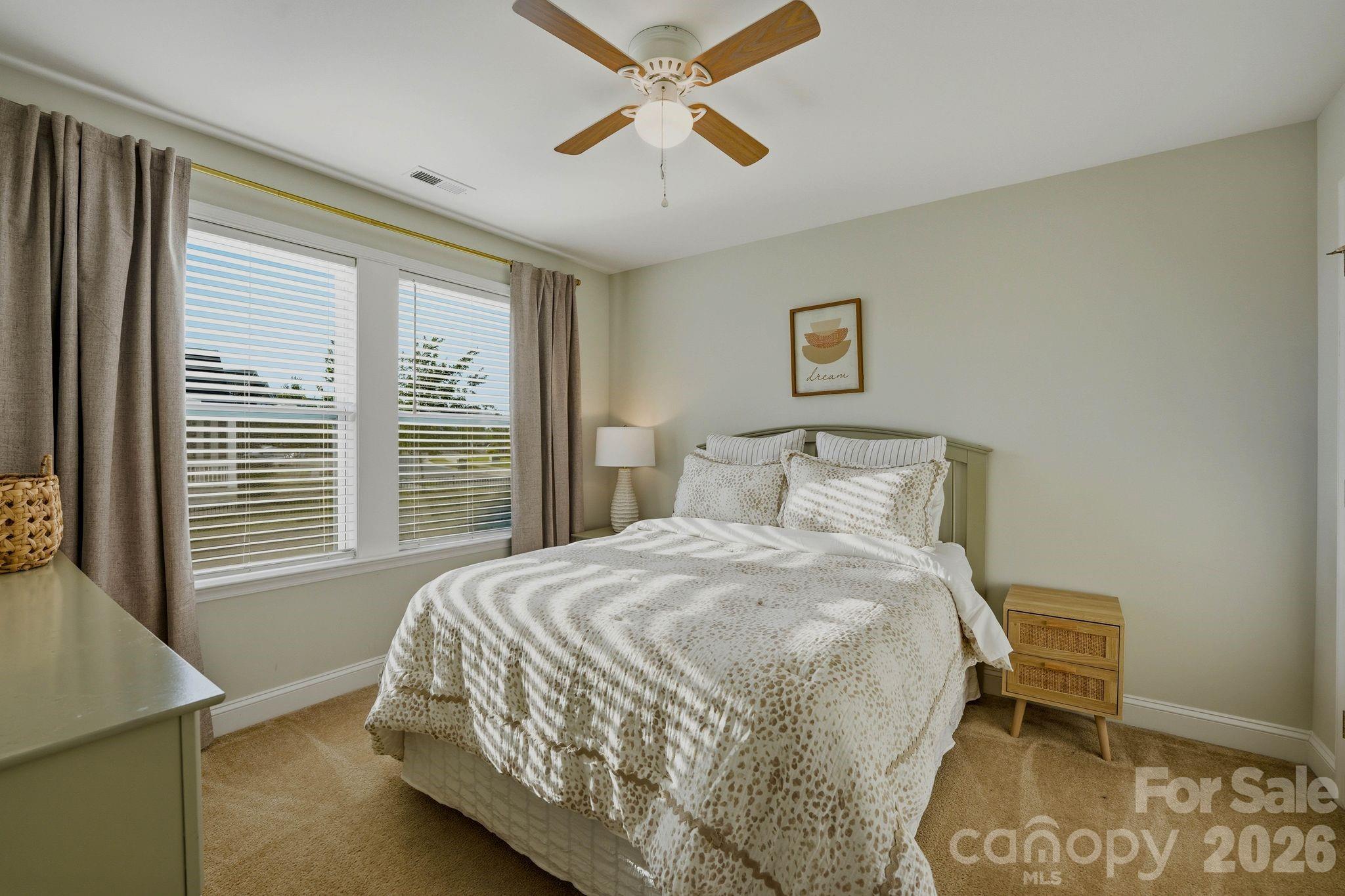 Single Family Residence at 2107 Masons Bend Drive, Fort Mill, photo 24 of 39