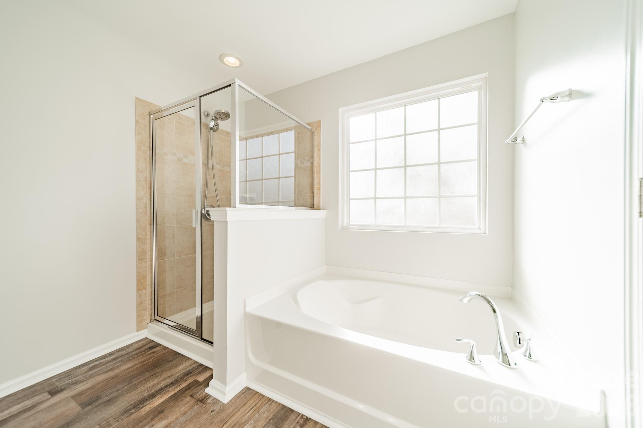 Master Bath - 18426 W Catawba Avenue, Cornelius