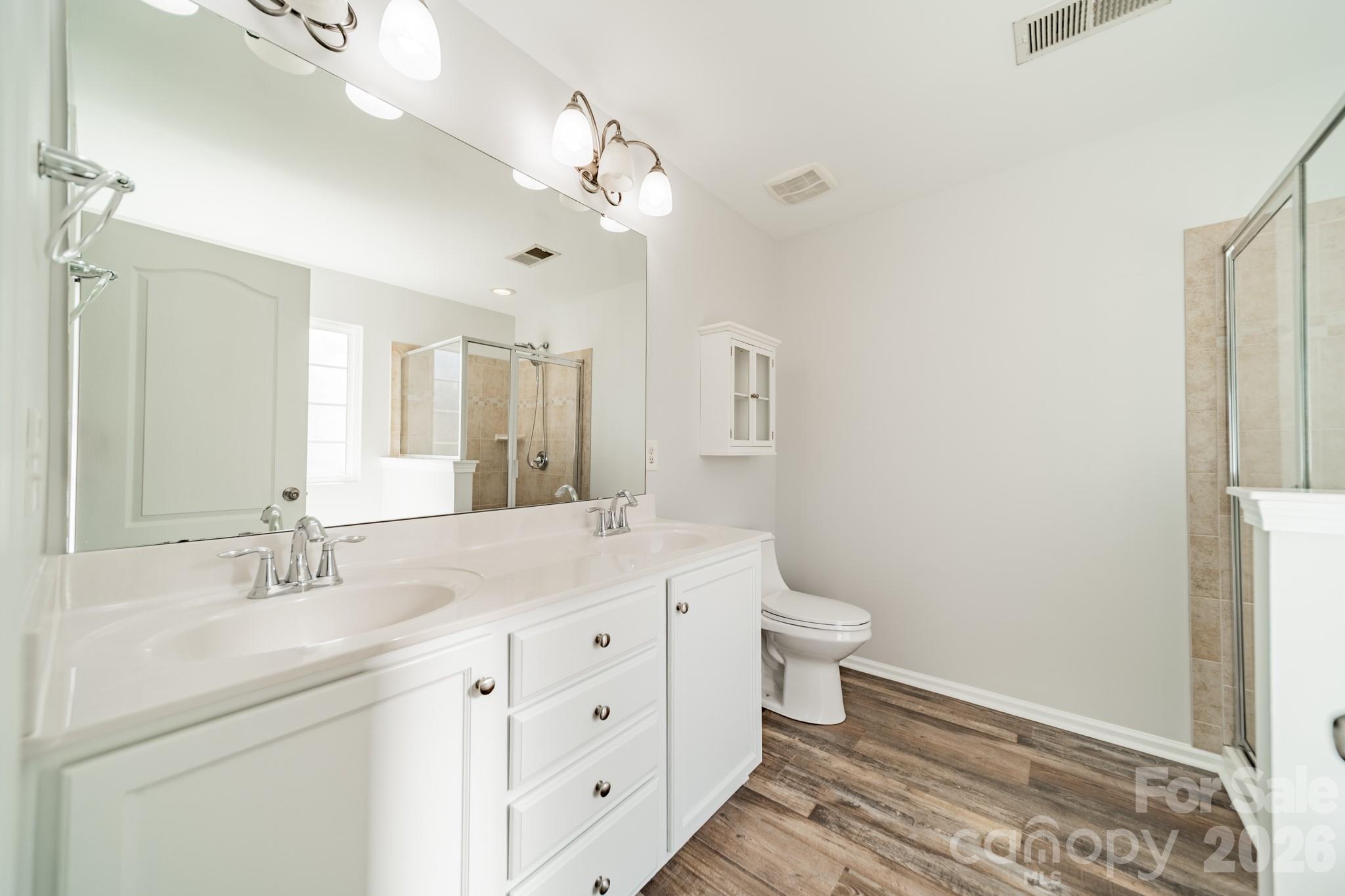 Townhouse at 18426 W Catawba Avenue, Cornelius, photo 27 of 42