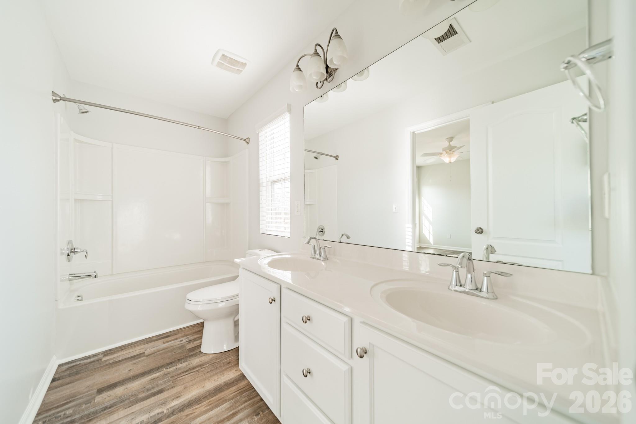 Virtual Staging - 18426 W Catawba Avenue, Cornelius