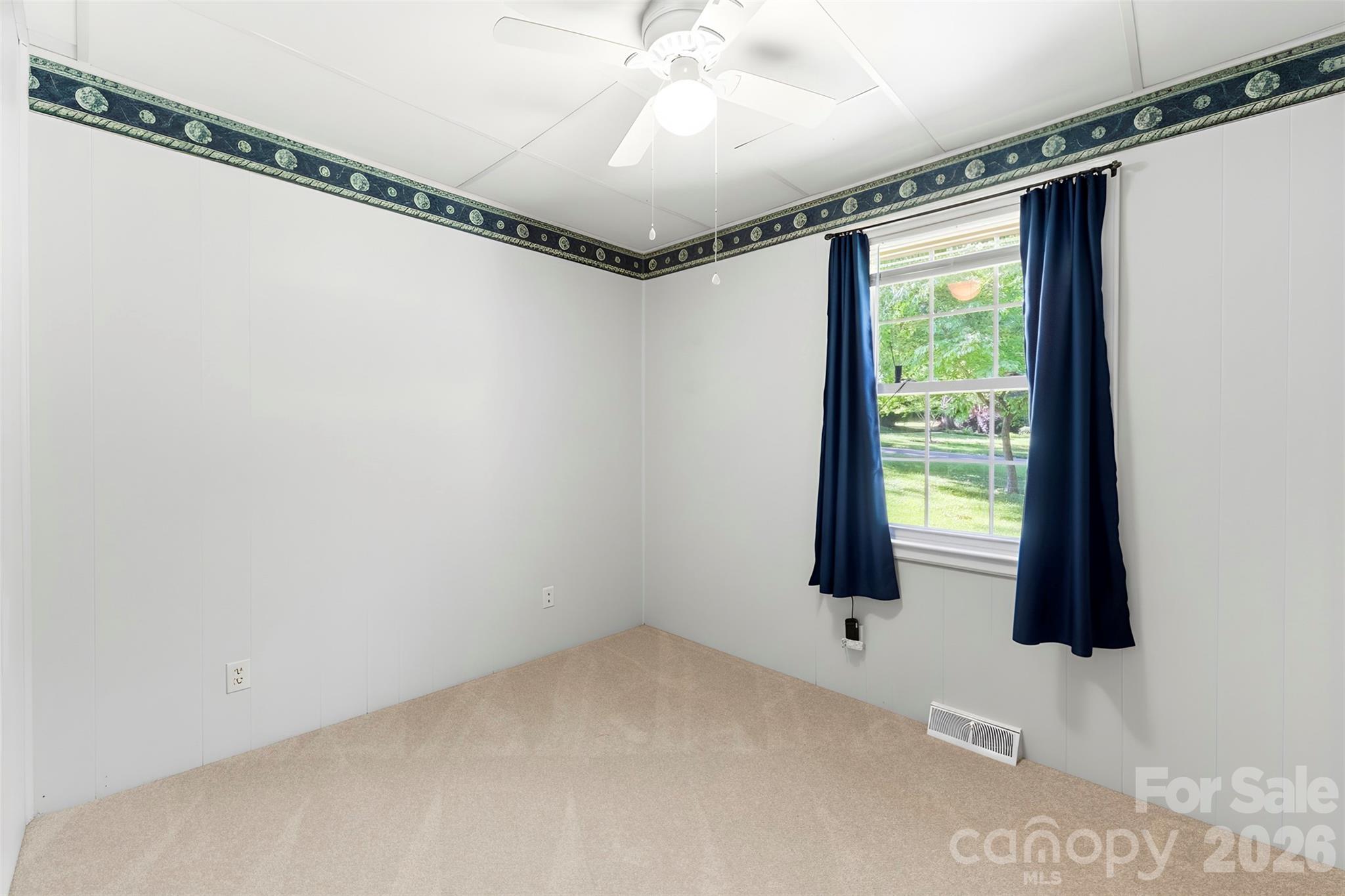 Single Family Residence at 121 E Summersby Street, Fort Mill, photo 21 of 33