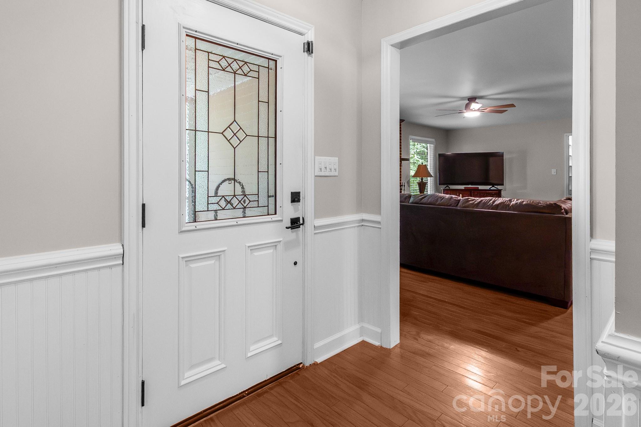 Front entry to living space - 9205 Richardson King Road, Waxhaw