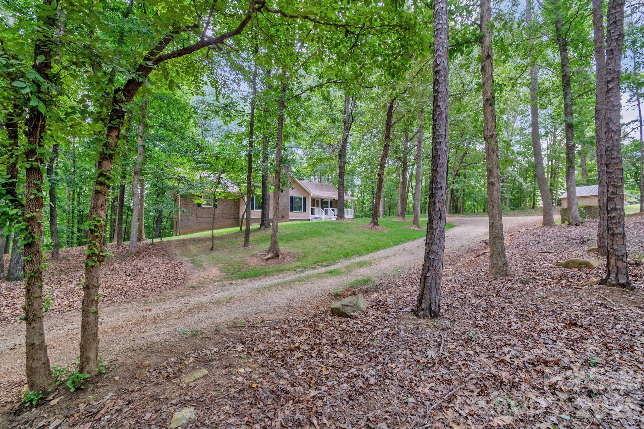 Side back yard - 9205 Richardson King Road, Waxhaw