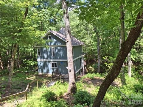 front - 630 Shumont Road, Black Mountain