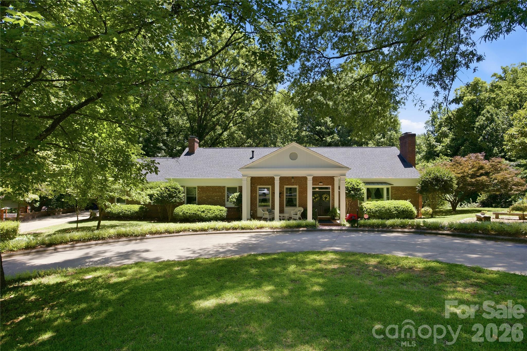 Single Family Residence at 455 Heathcote Drive, Statesville, photo 4 of 43